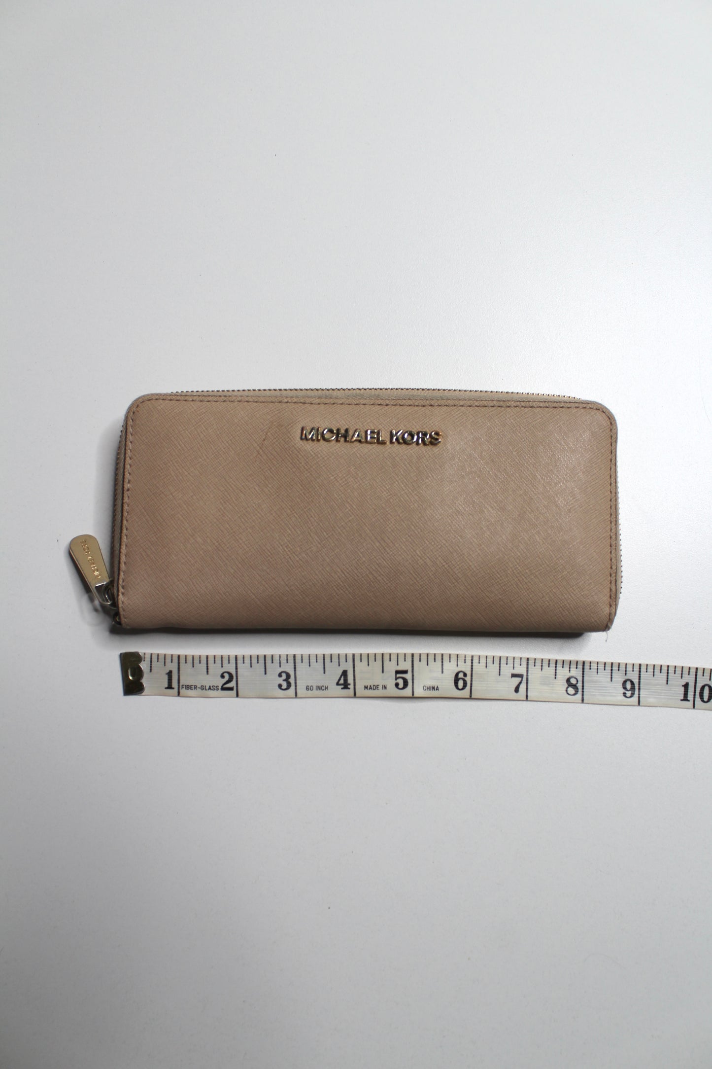 Michael Kors jet set travel zip around wallet