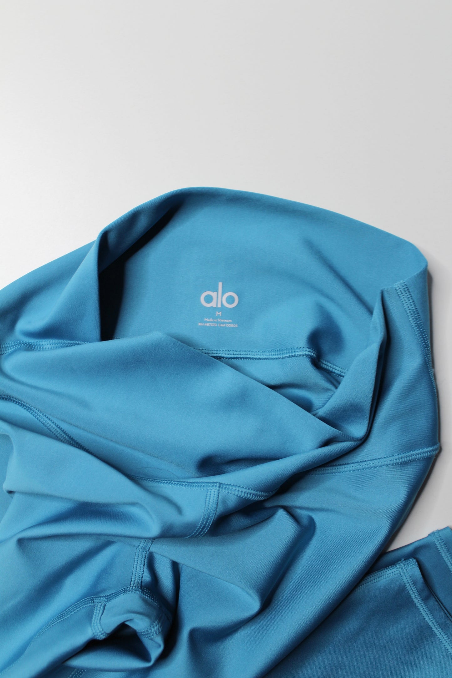 Alo yoga blue high waist leggings, size medium (additional 10% off)