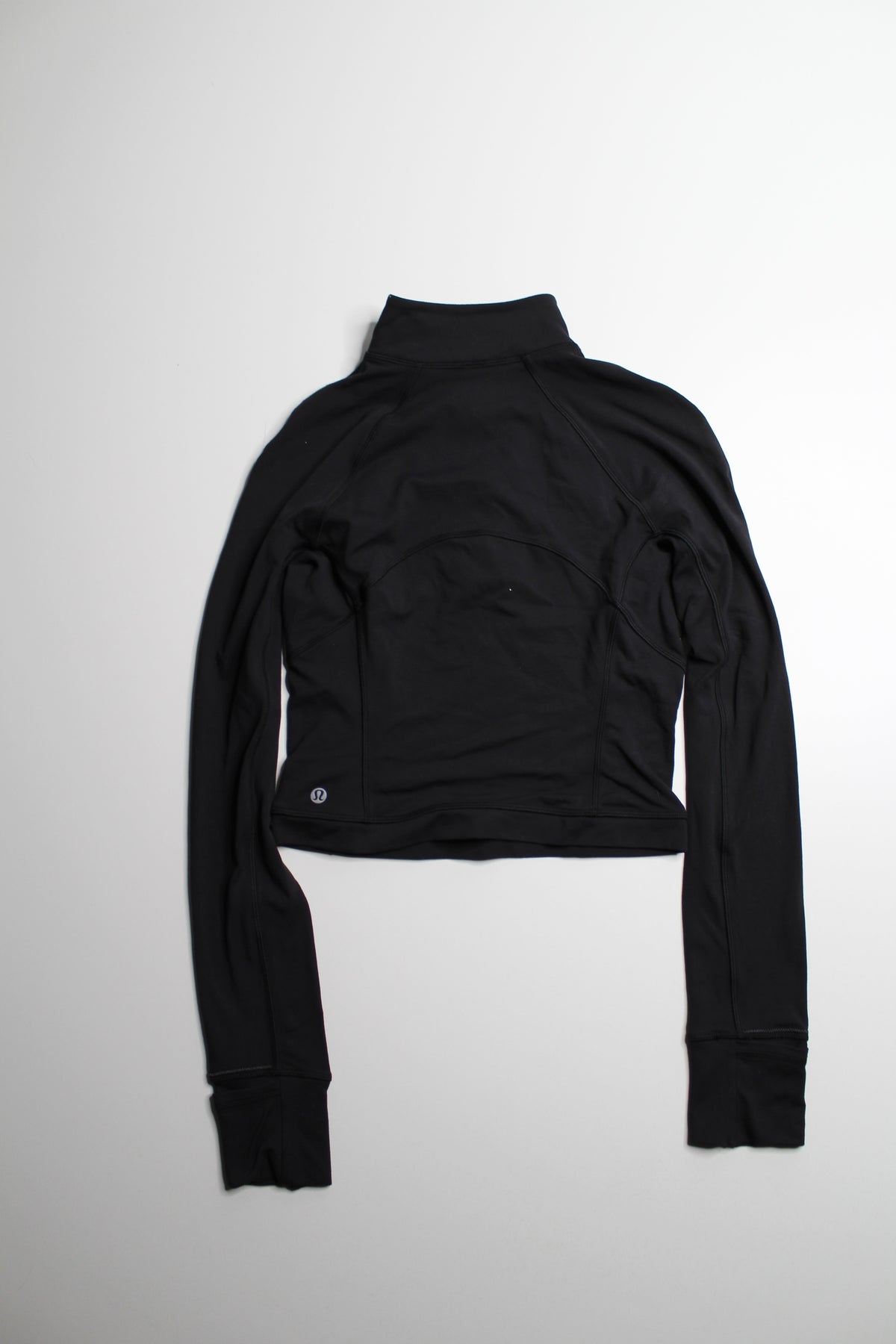 Lululemon black cropped ‘rulu 1/2 zip’ long sleeve, size 4