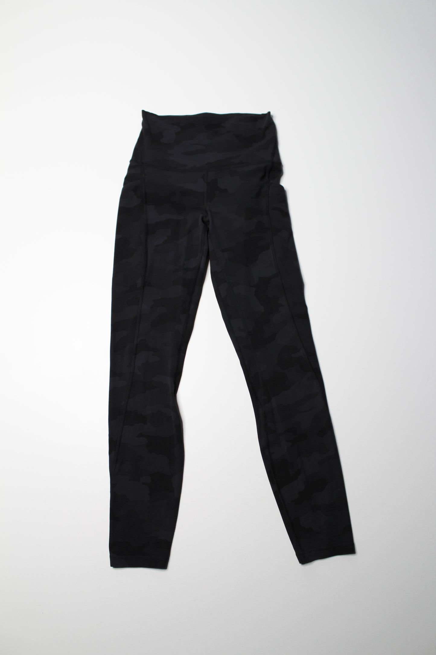 Lululemon heritage camo ‘align’ leggings, size 4 *pockets
