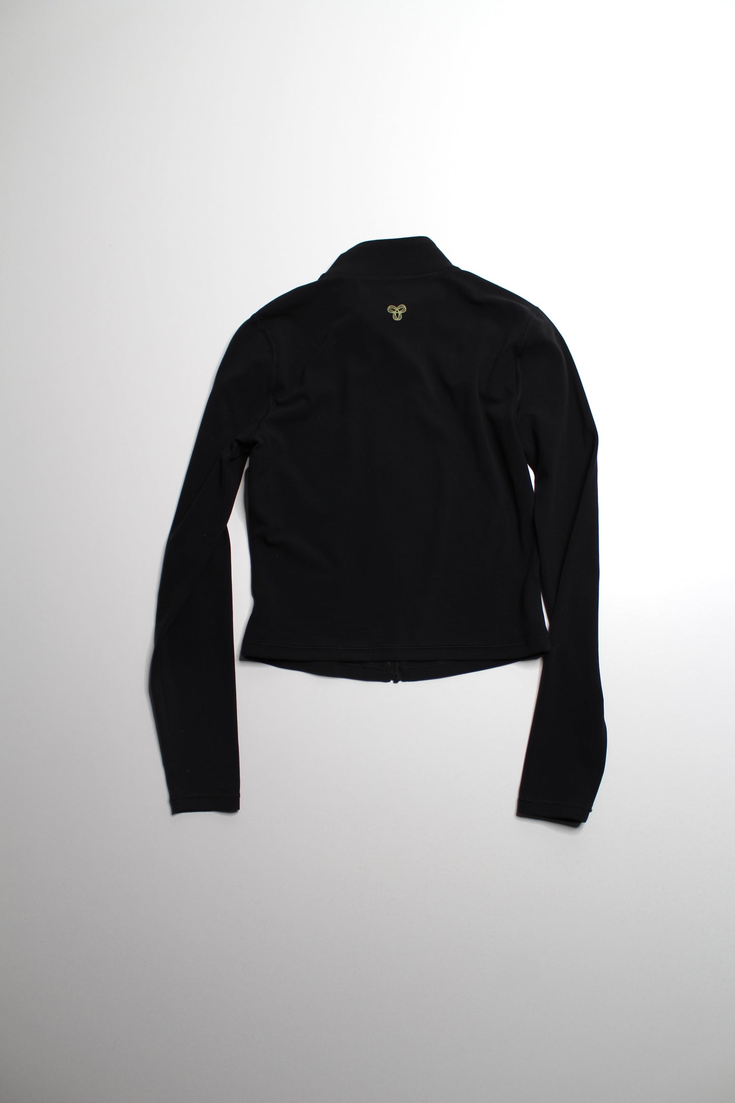 Aritzia black ‘butter limit’ zip up jacket, size small
