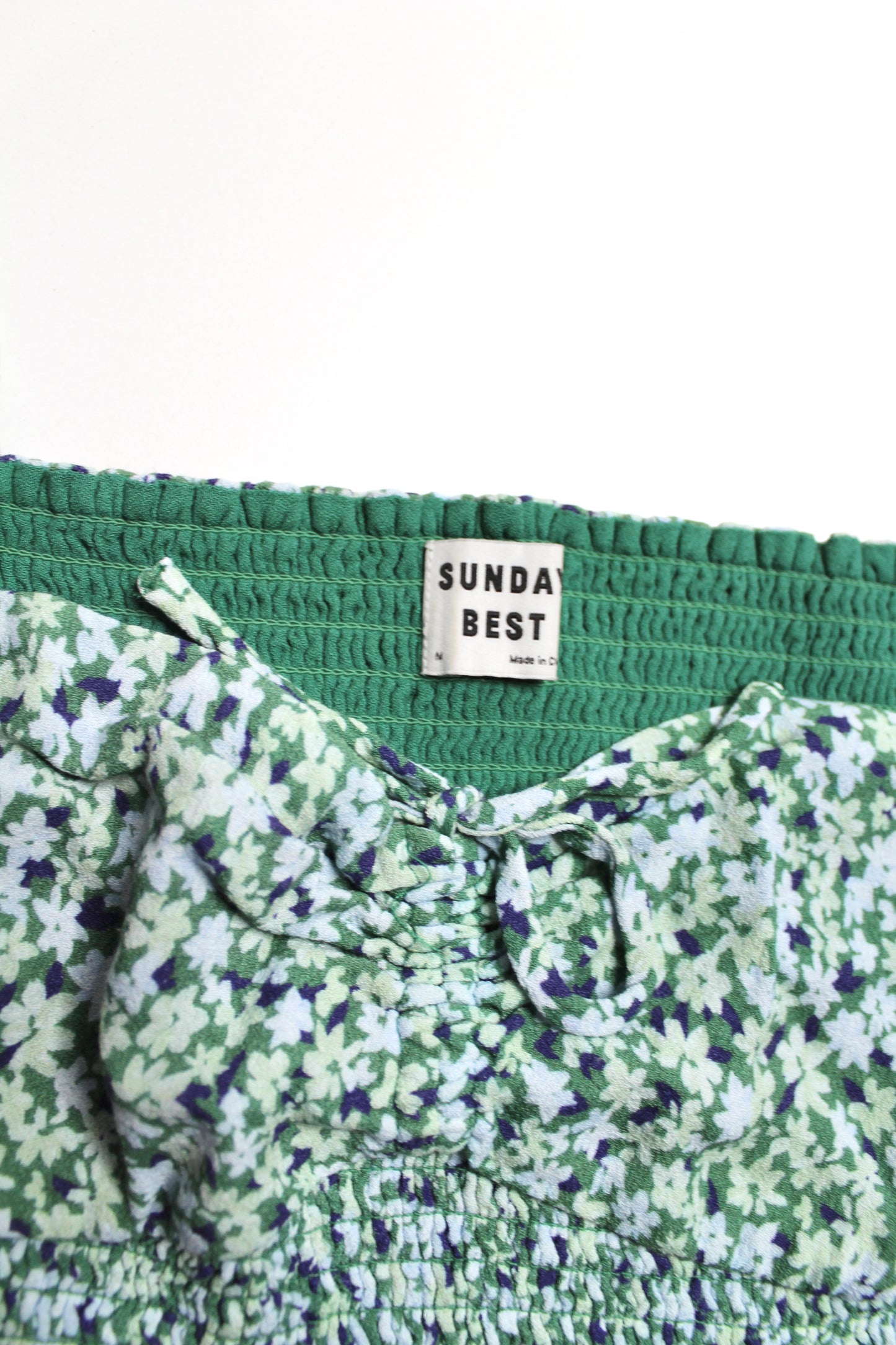 Aritzia Sunday Best green floral cropped ‘Sinatra’ blouse, size medium