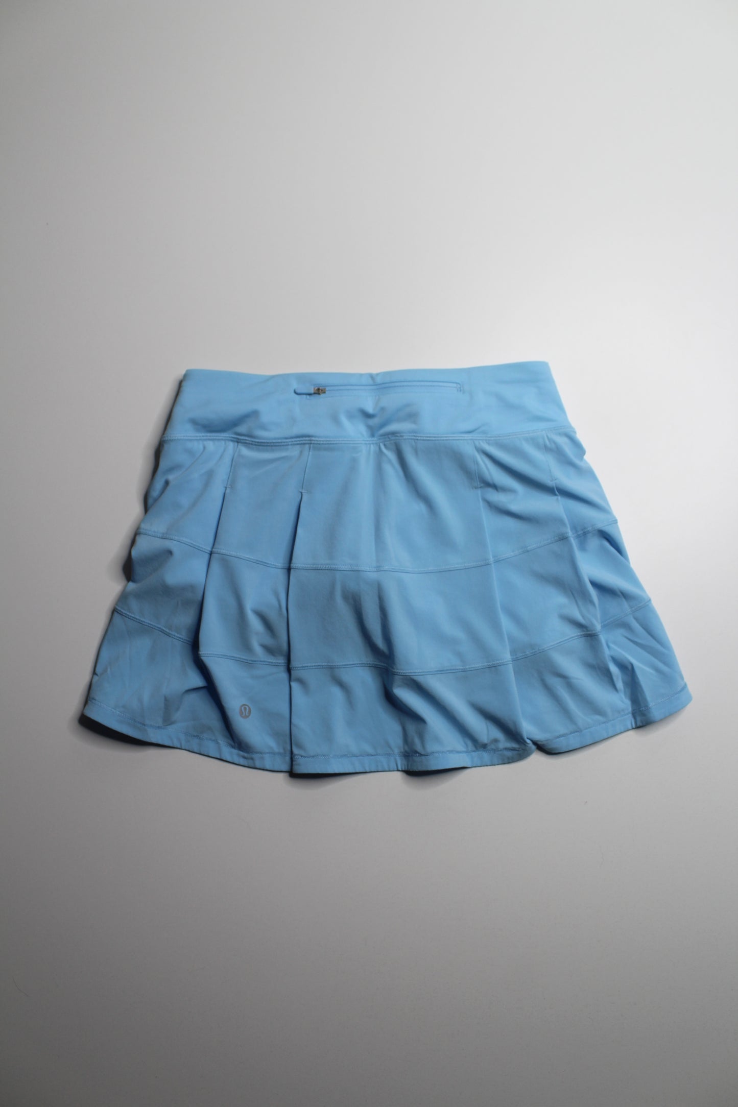 Lululemon blue ‘pace rival’ skirt, size 4 *regular length