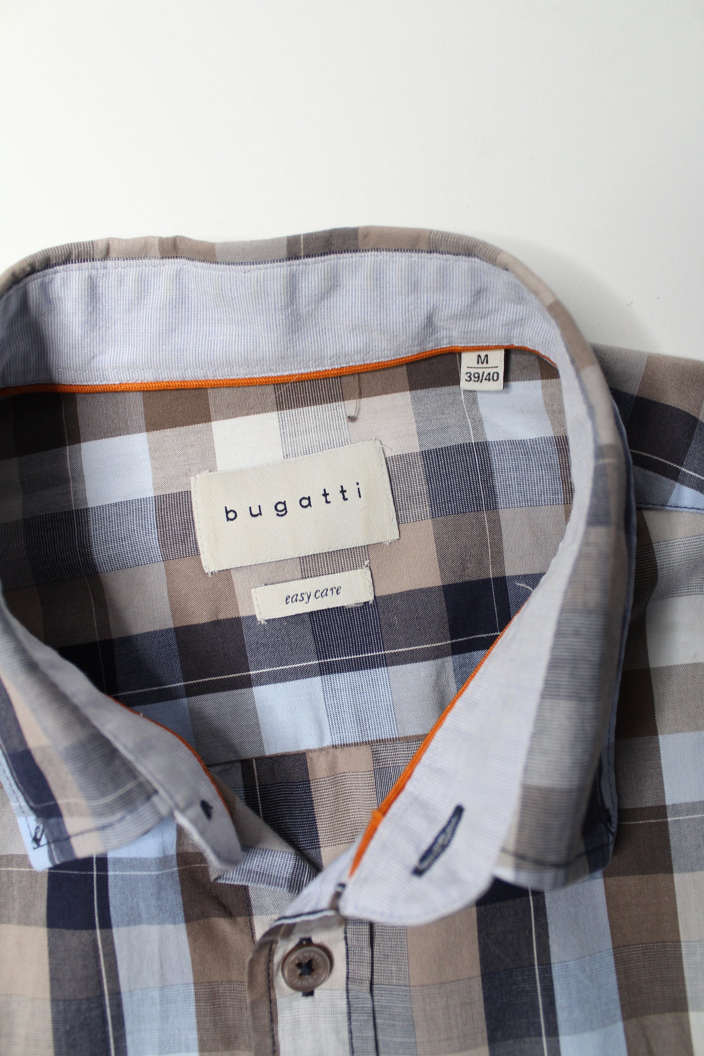 Mens Bugatti casual button down dress shirt, size 39 (size medium) (sale: was $30)