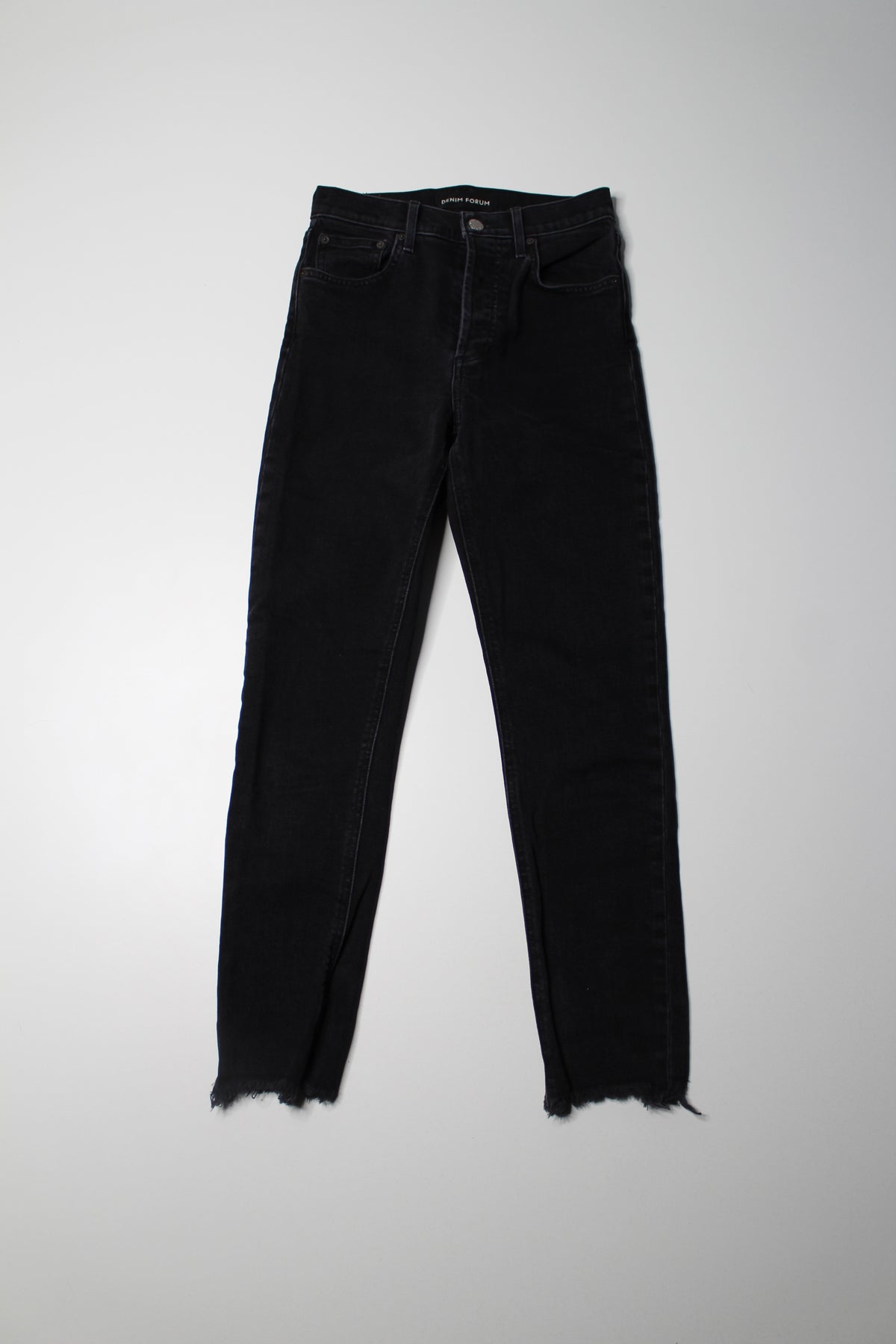 Aritzia Denim Forum black wash ‘Yoko high rise slim’ jeans, size 24