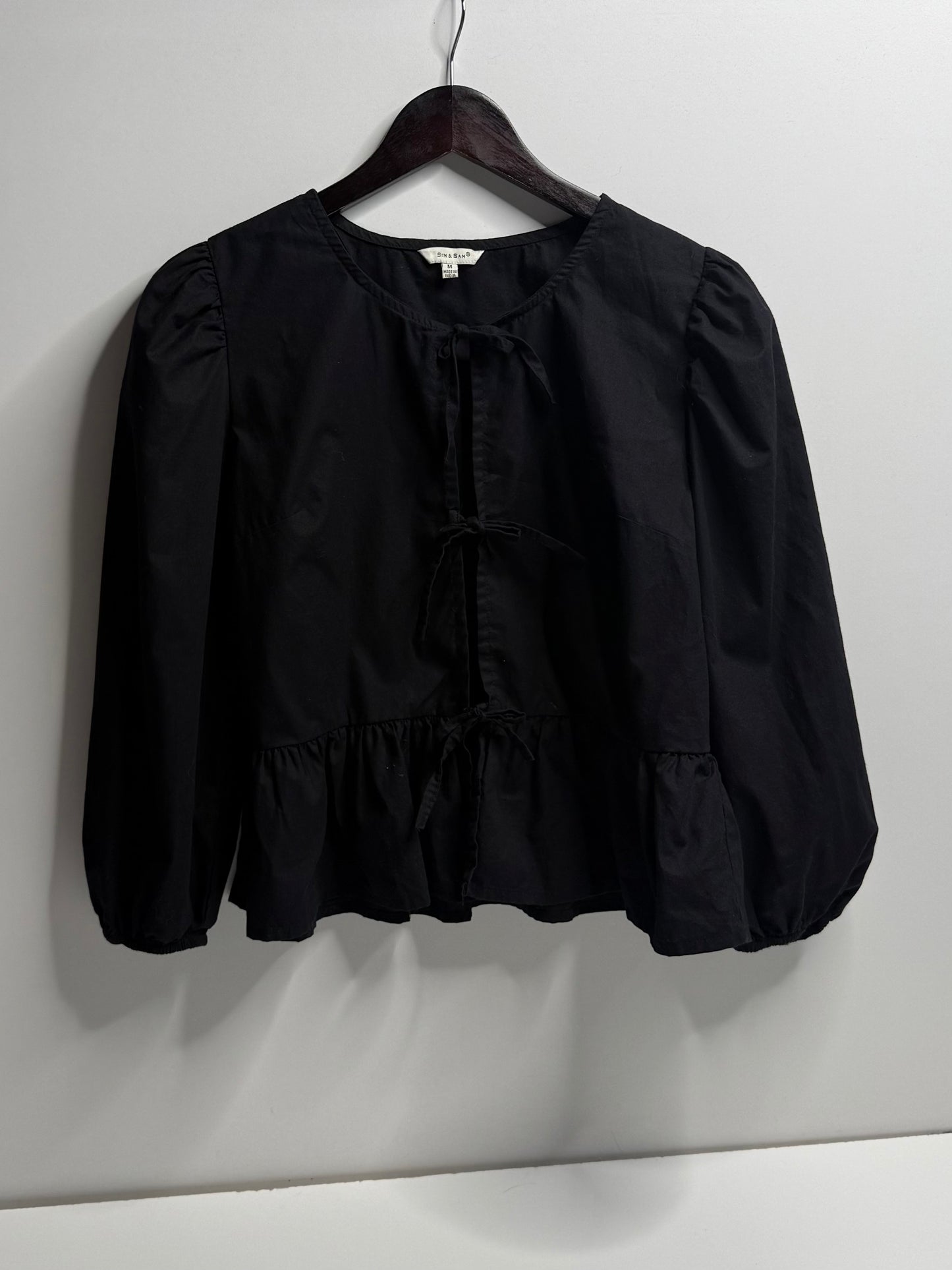 Sim & Sam tie front peplum top, size medium