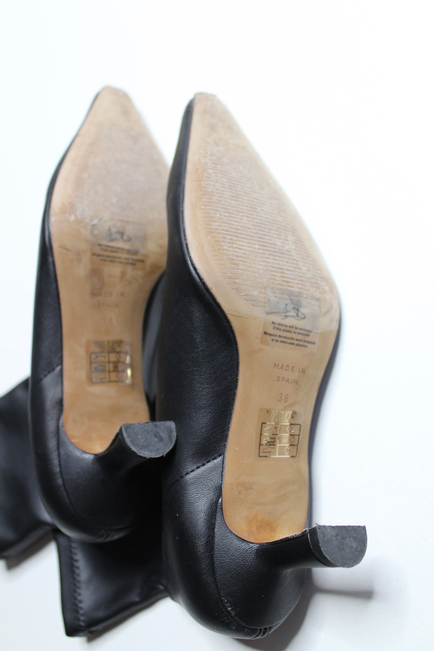 Anthropologie Angel Alarcon black faux leather pointed toe kitten heel boots, size 36 (size 5-5.5) Fits up to size 6