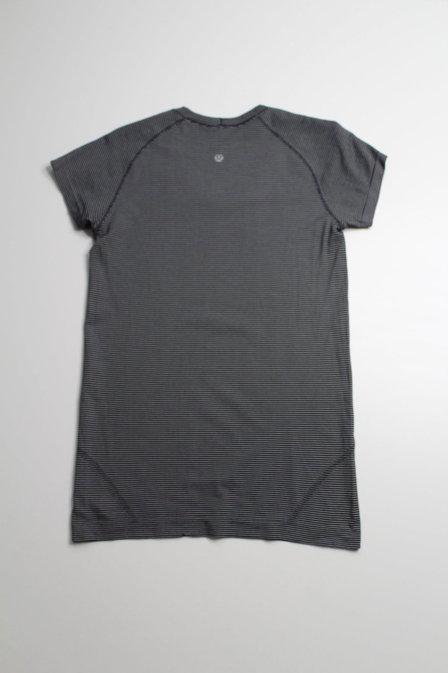 Lululemon black white stripe swiftly tech short sleeve, size 8