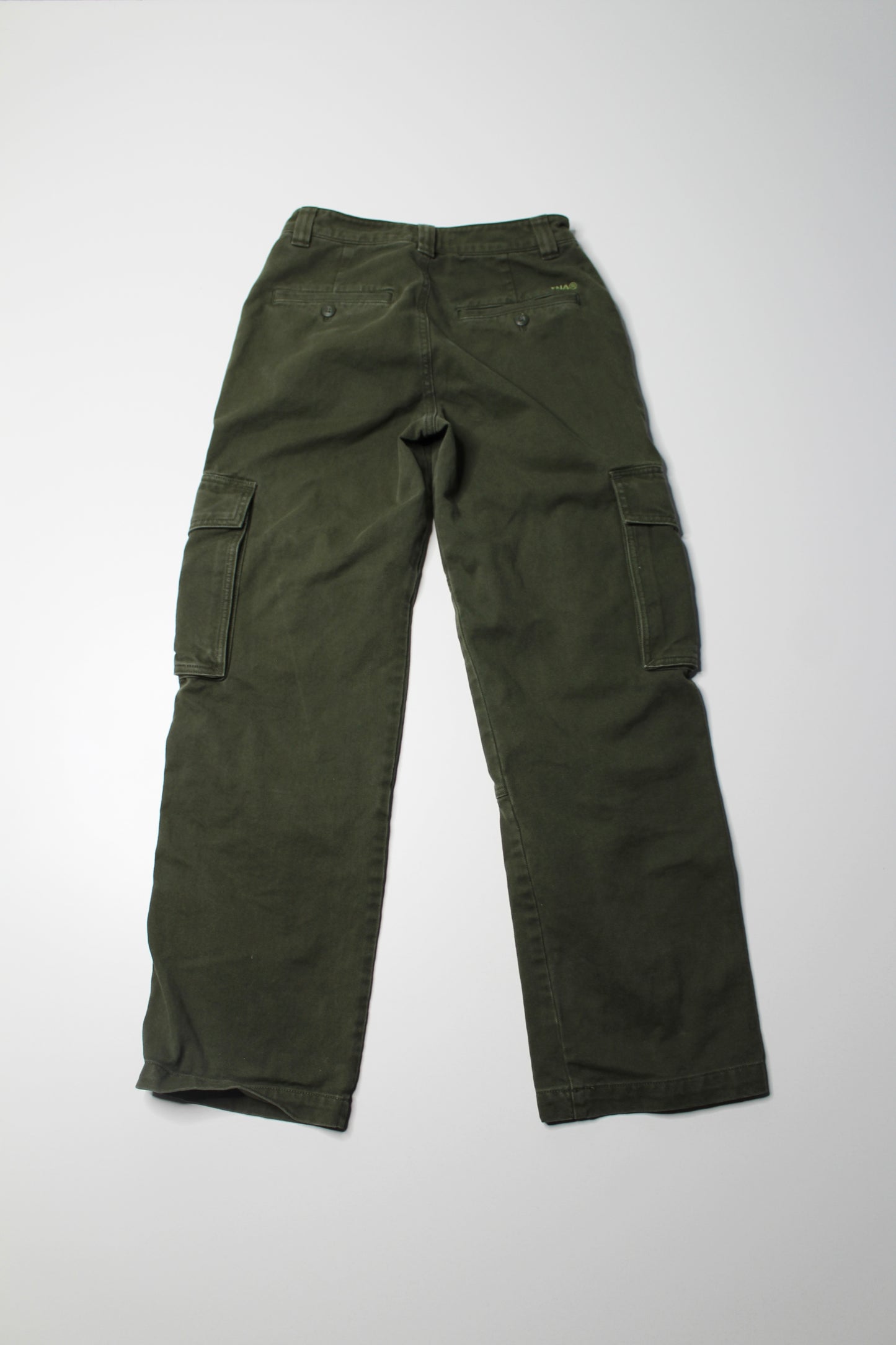 Aritzia TNA green wide leg cargo pant, size 0 (size 24)