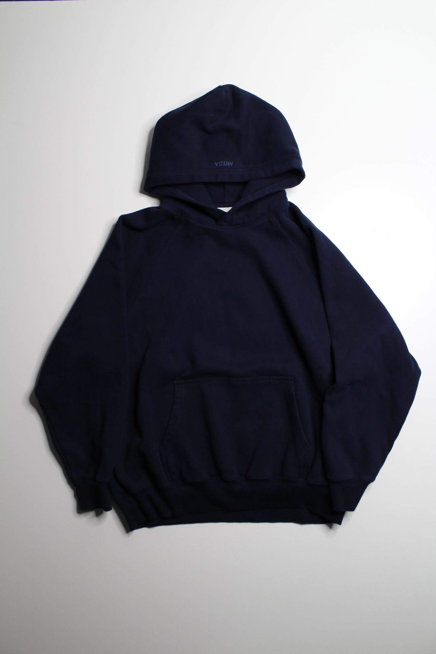 Aritzia admiral navy cozy sweatfleece mega hoodie, size medium *matching joggers available