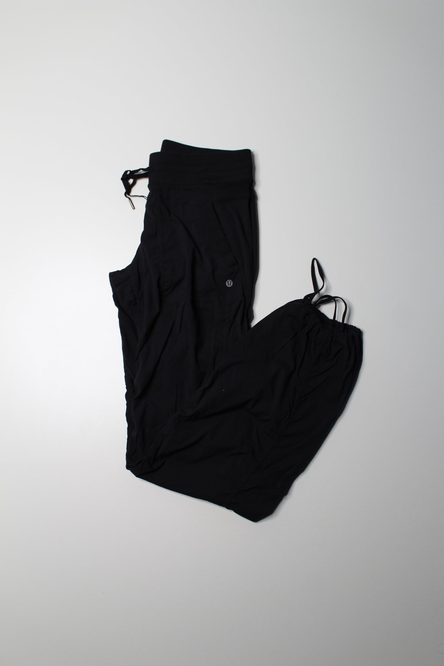 Lululemon black ‘dance studio’ pants, size 6 *unlined