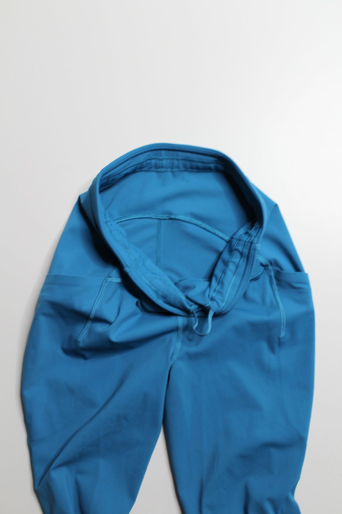 Lululemon blue Swift Speed High-Rise Tight, size 6 28" Poolside