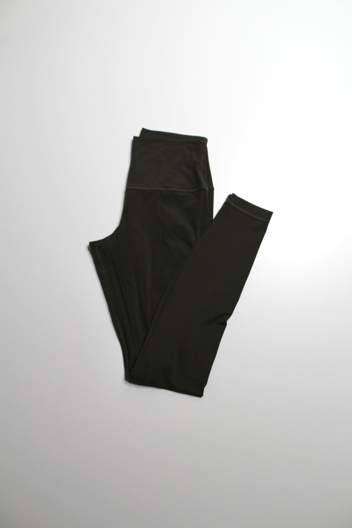 Lululemon dark olive ‘align’ leggings, size 6 (28”)