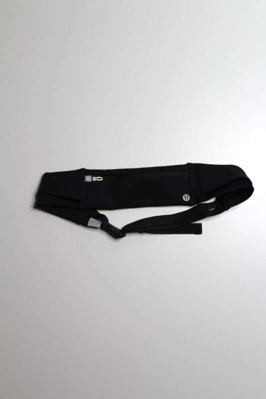 Lululemon black ‘fast and free’ run belt bag