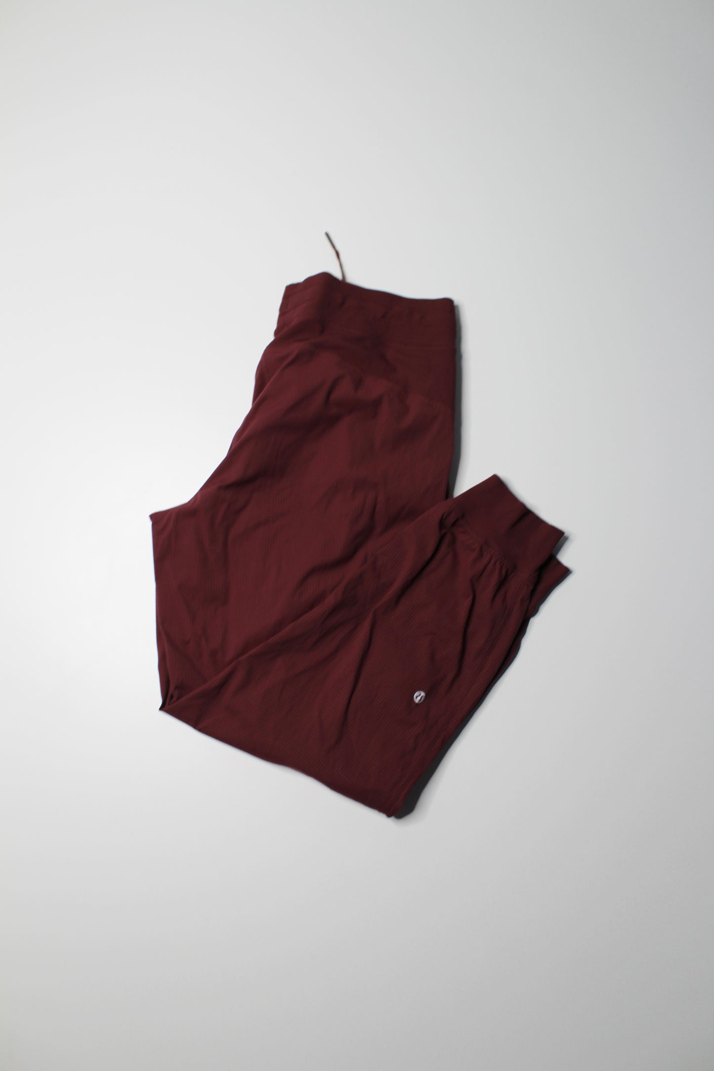 Lululemon garnet ‘studio’ jogger, size 14