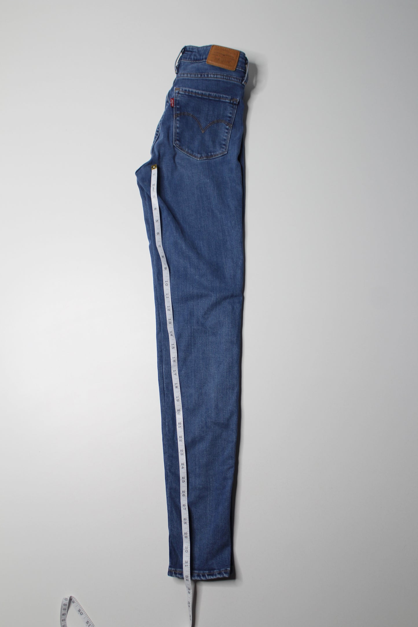 Levi’s high rise skinny jeans, size 25 (32”) (was $48) (70% off)