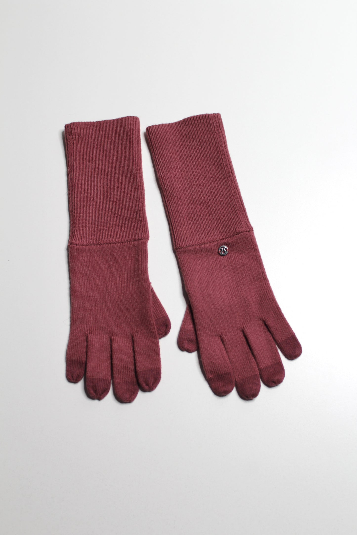 Lululemon misty Merlot ‘scroll on’ merino wool knit gloves