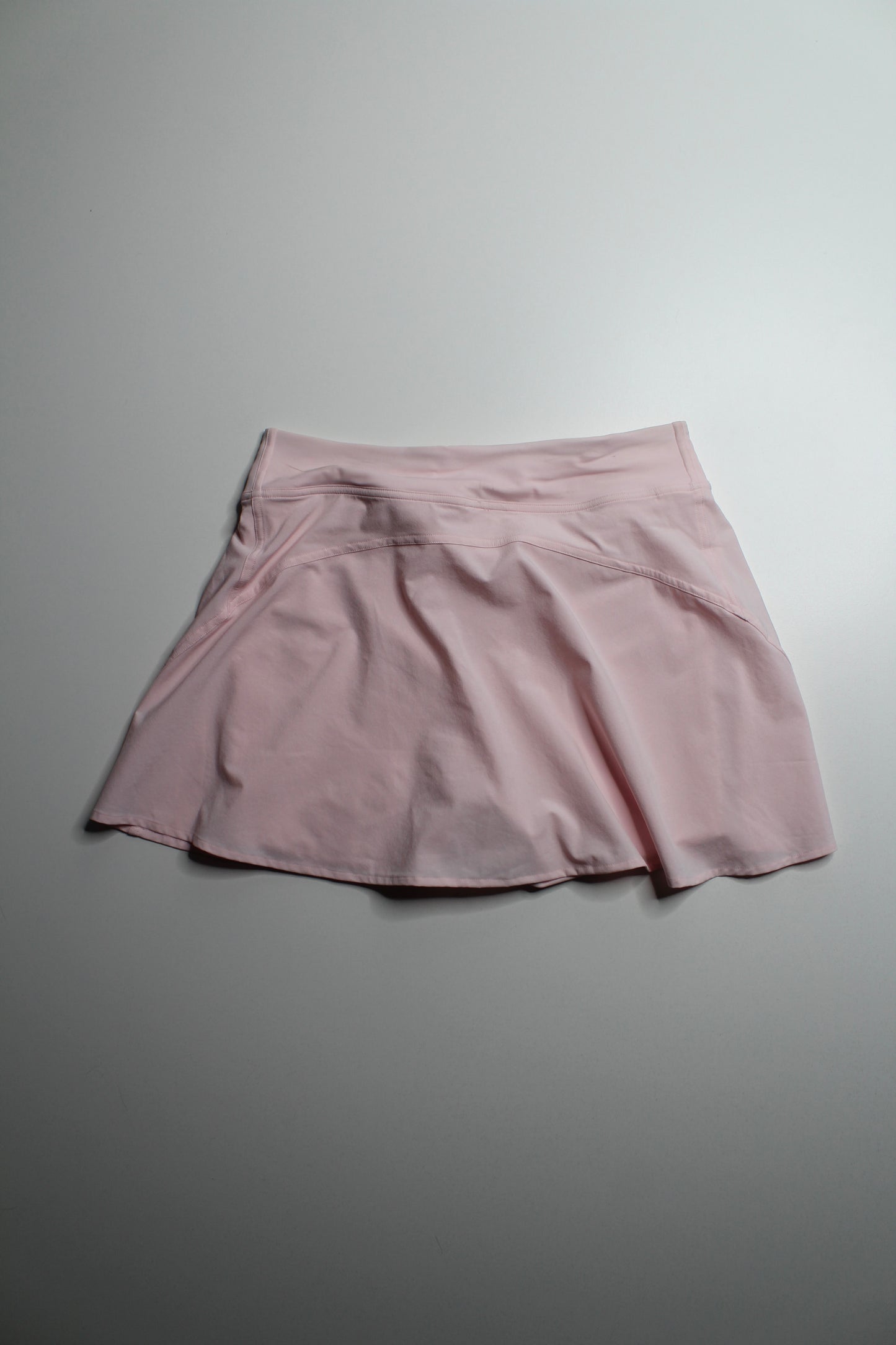 Lululemon light pink 'court rival' high rise skirt, size 6