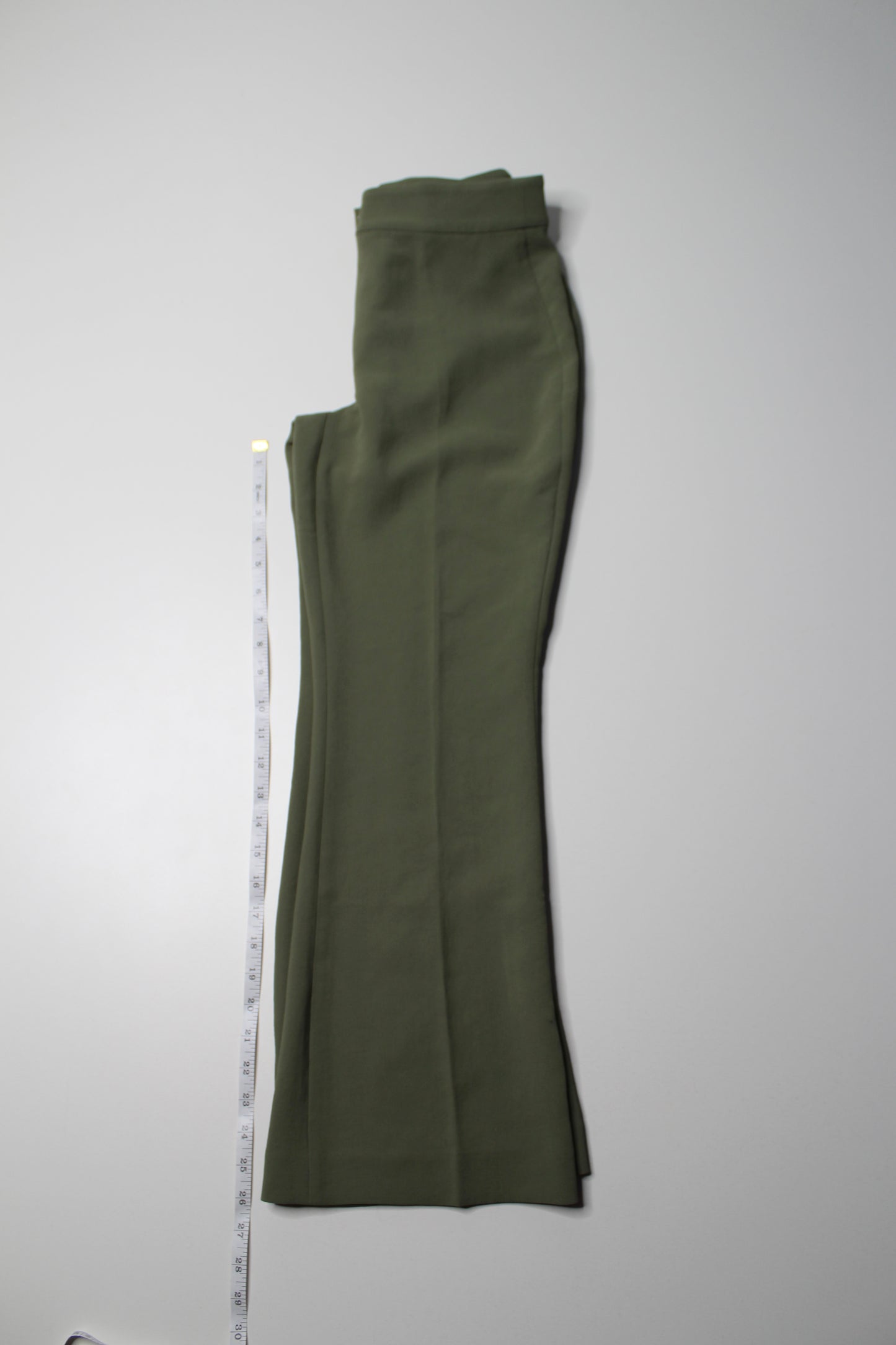 Aritzia Wilfred green flare dress pants, size 2