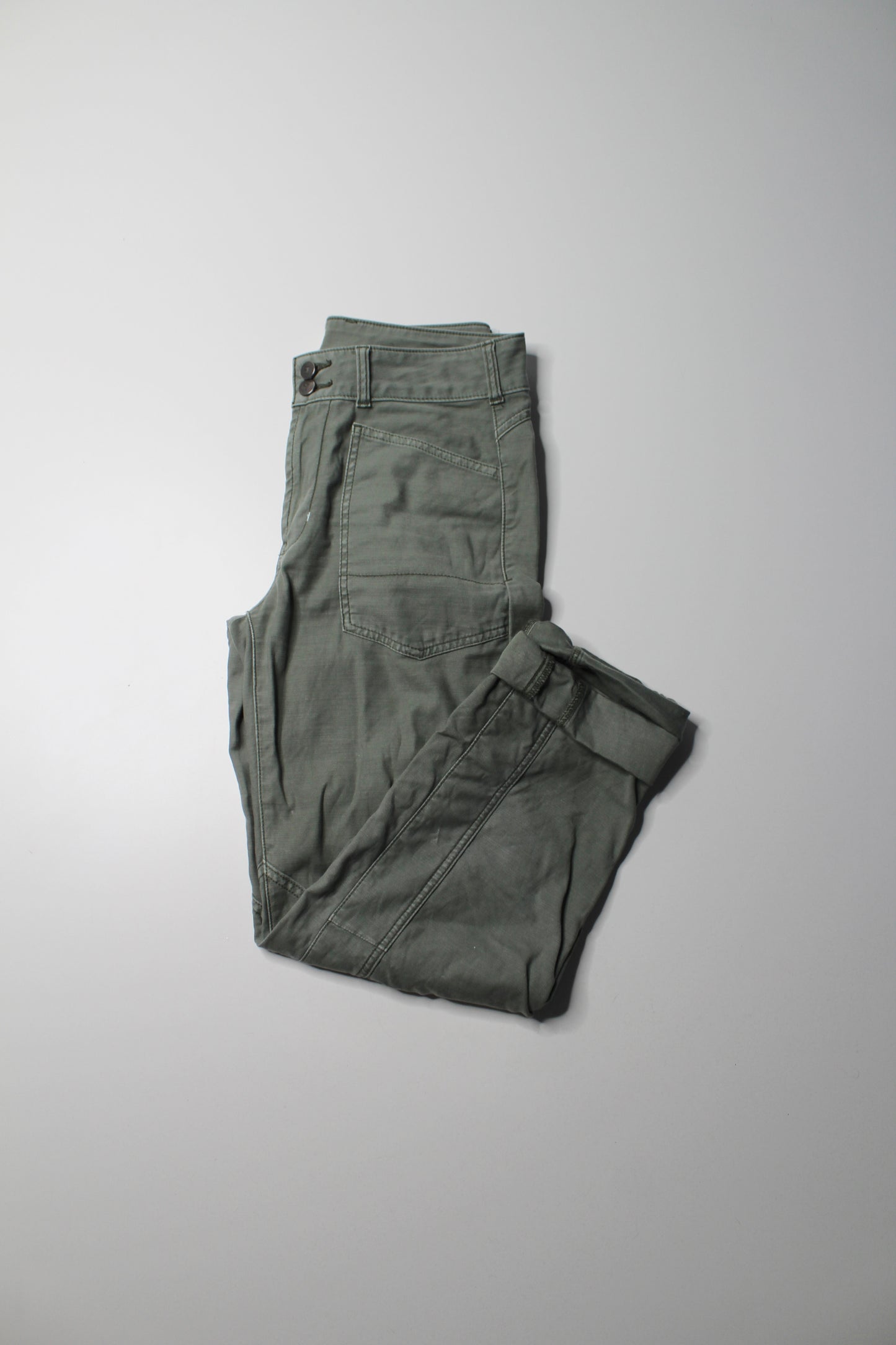Anthropologie Pilcro sage green pant, size 25 (relaxed fit)