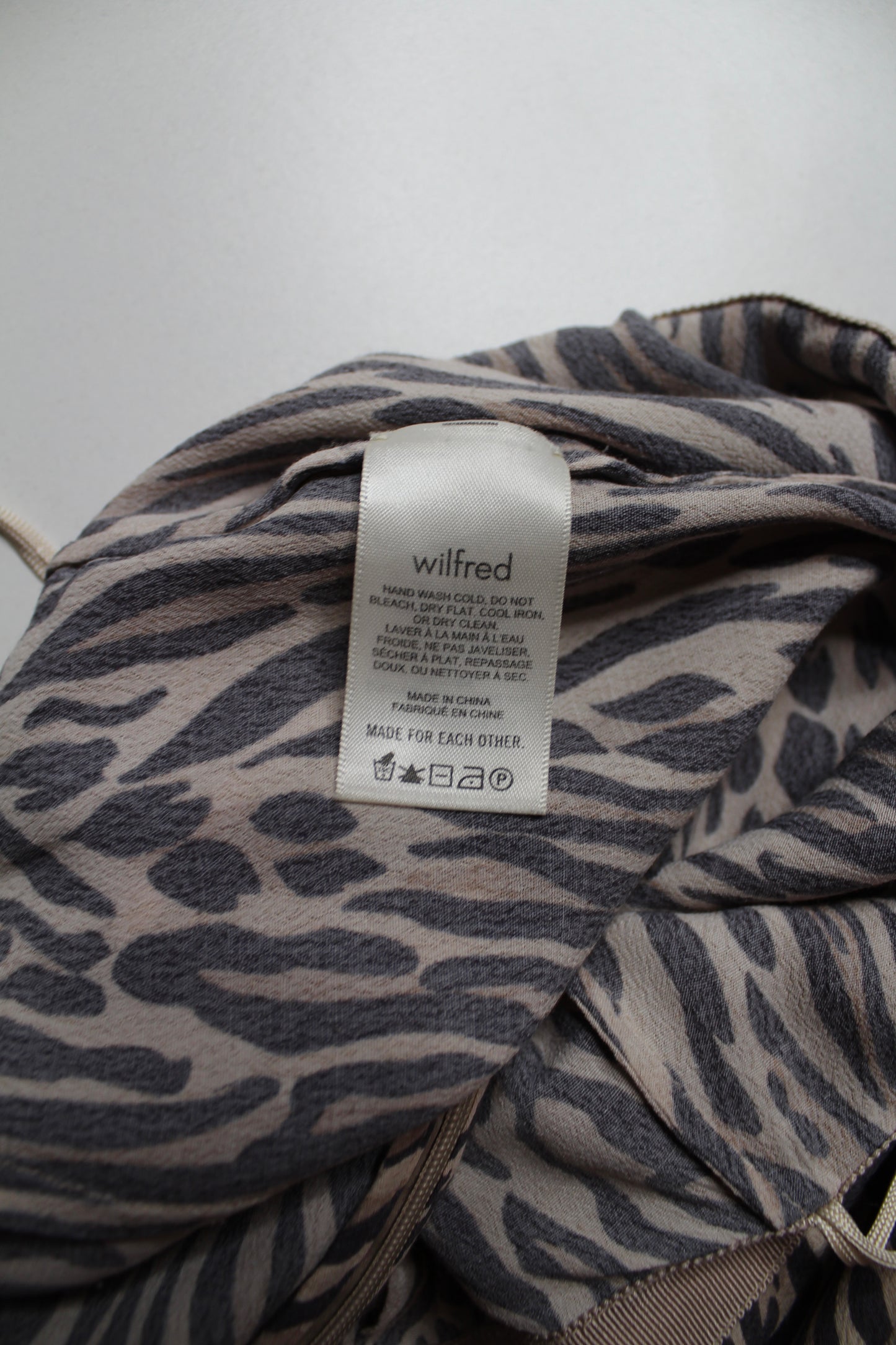Aritzia Wilfred skirt, size 2