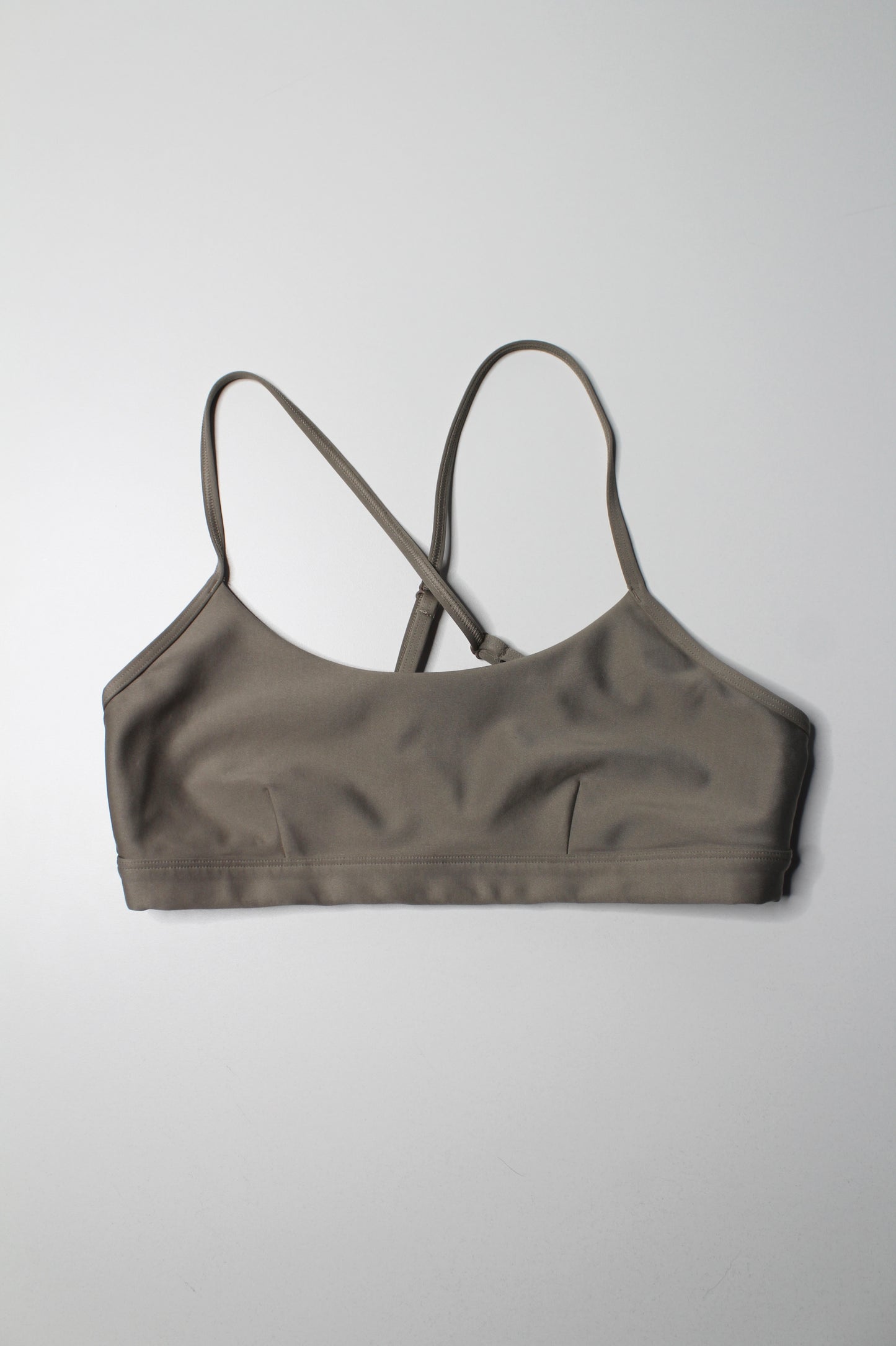 Alo Yoga gravel ‘airlift intrigue’ shimmer bra, size medium
