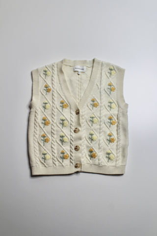 Heartloom kelly embroidered knit vest, size medium  (additional 50% off)
