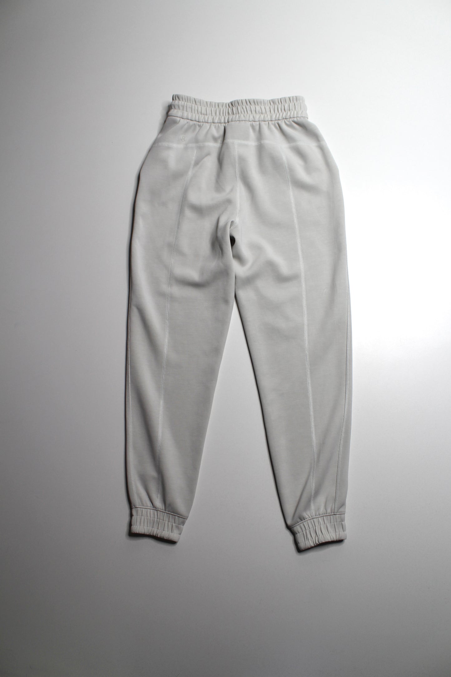Lululemon bone softstreme pant, size xs (size 4)