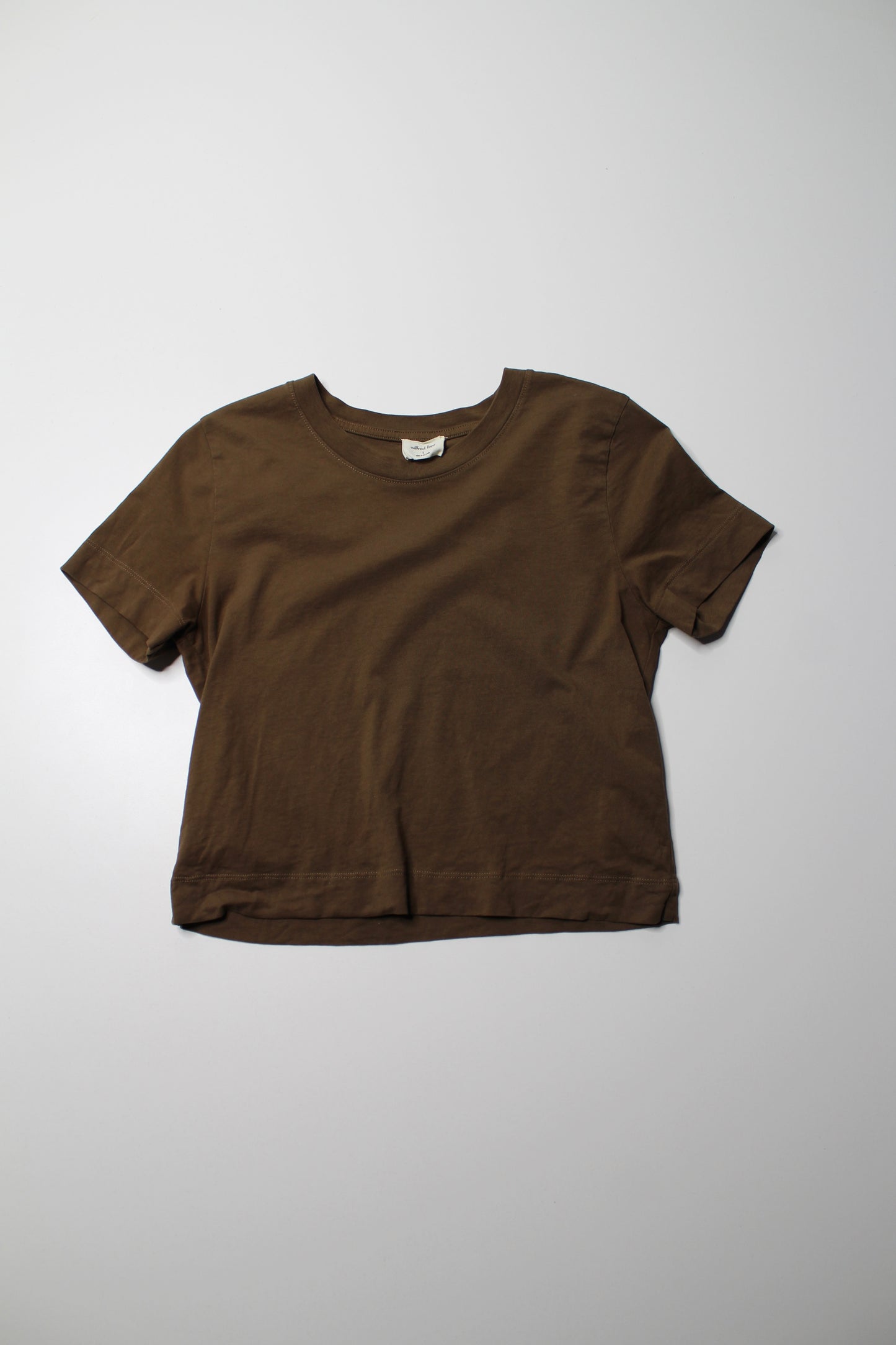 Aritzia wilfred rustical brown weekend t shirt, size small