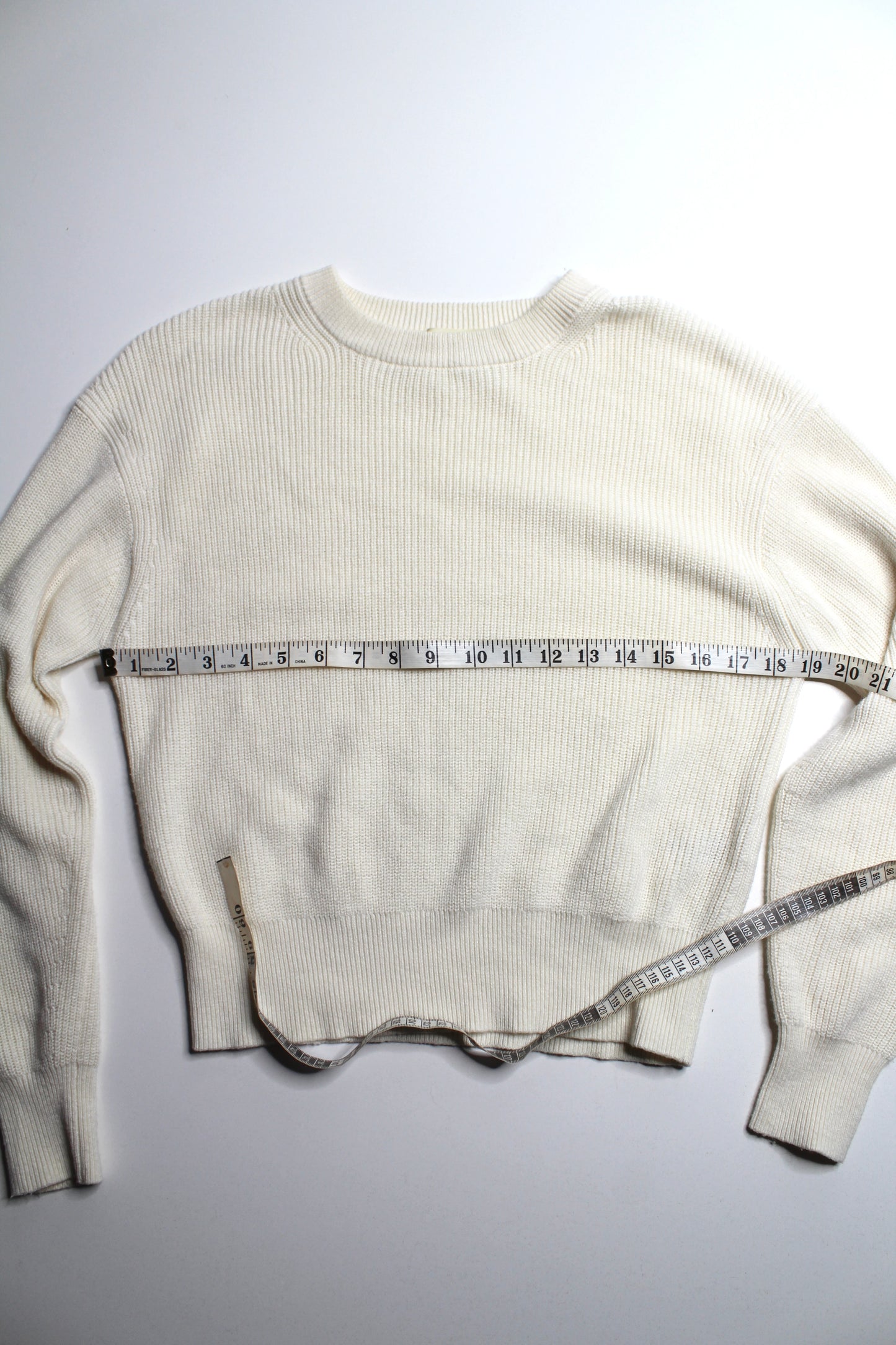 Aritzia Wilfred cream merino/cotton ribbed crewneck knit sweater, size xs (relaxed loose fit)