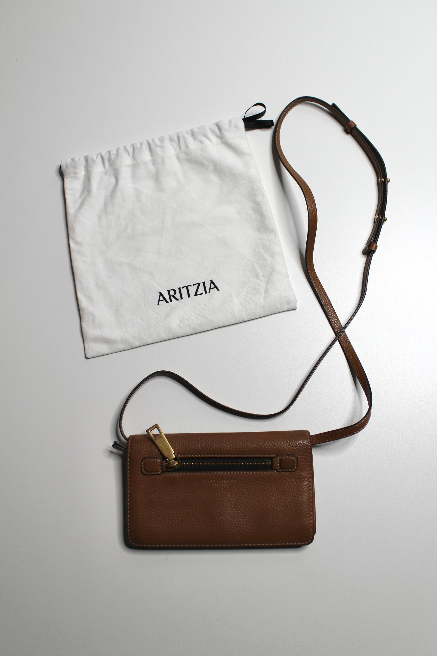 Marc Jacobs maple tan ‘Gotham’ pebbled leather wallet crossbody