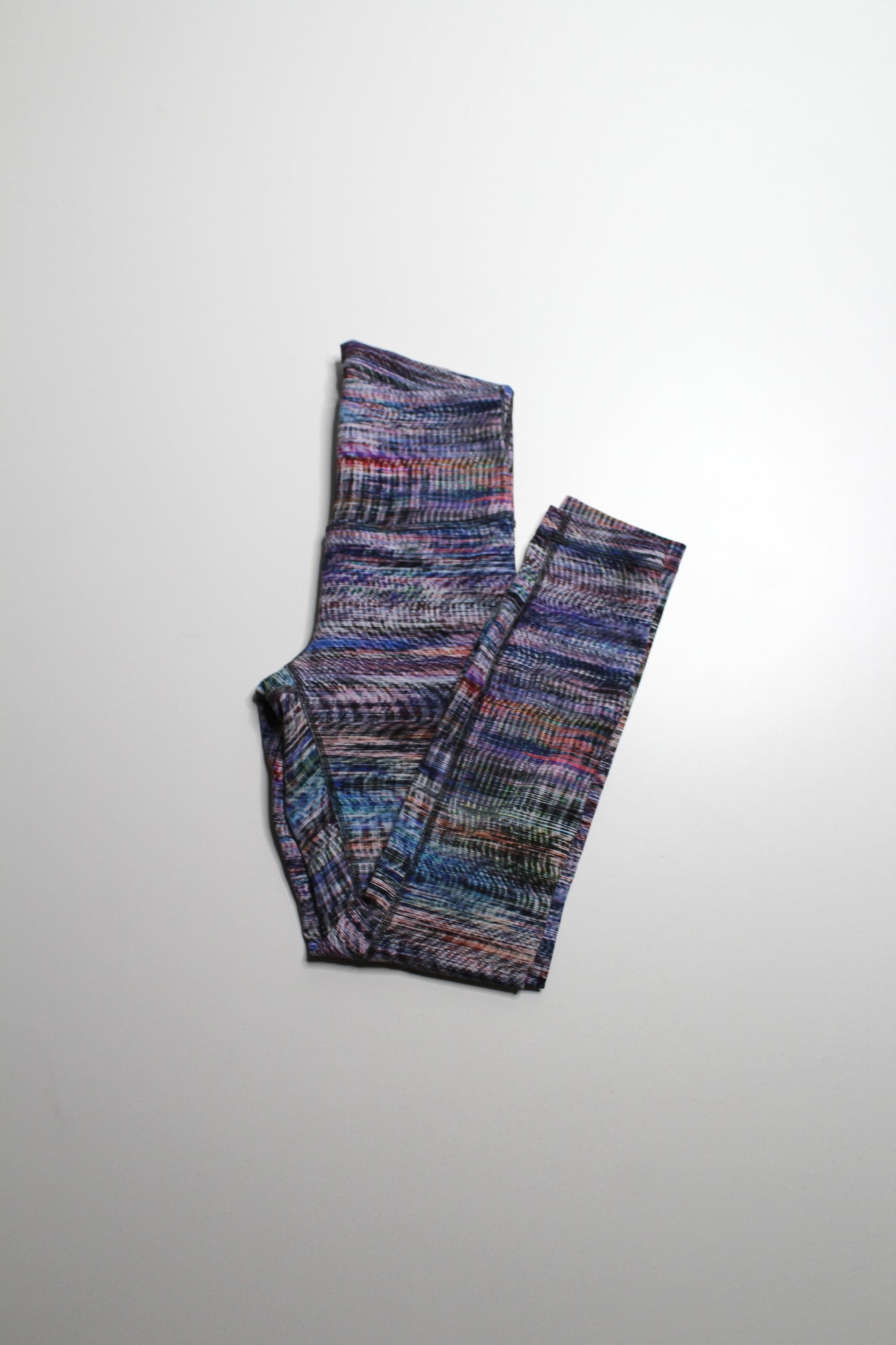 Lululemon digital oasis white multi ‘wunder train’ leggings, size 6 (25”)