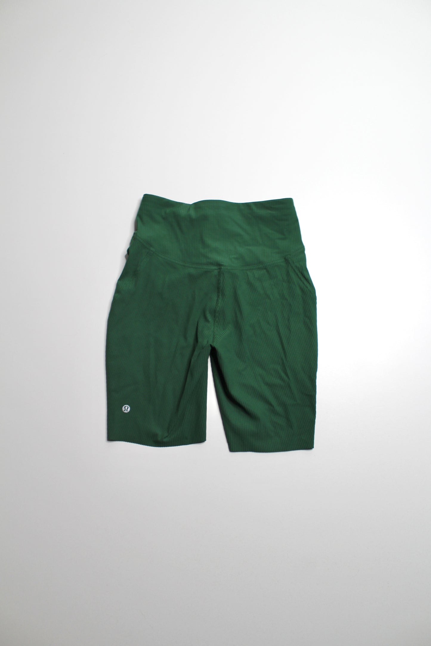 Lululemon everglade green base pace high-rise shorts, size 6 (8”) *ribbed nulux