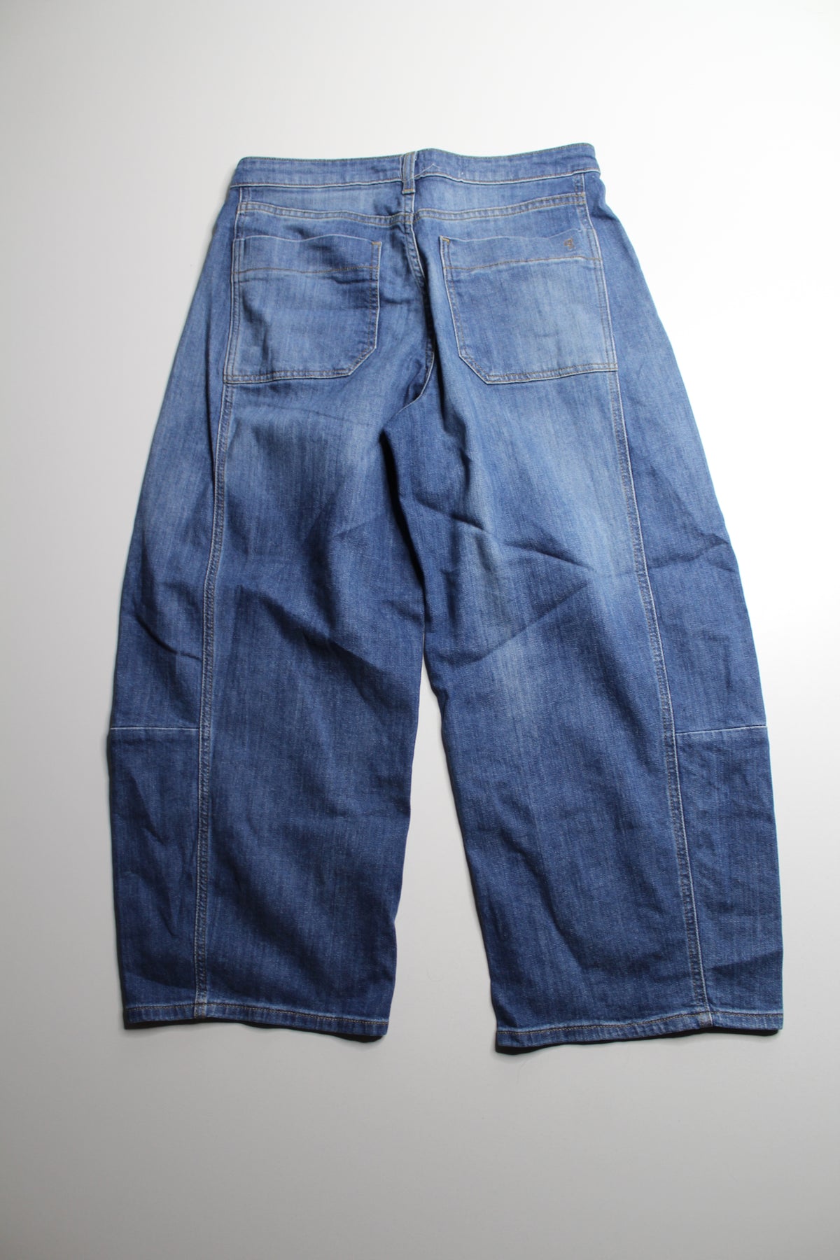 Anthropologie Pilcro barrel jeans, size 28