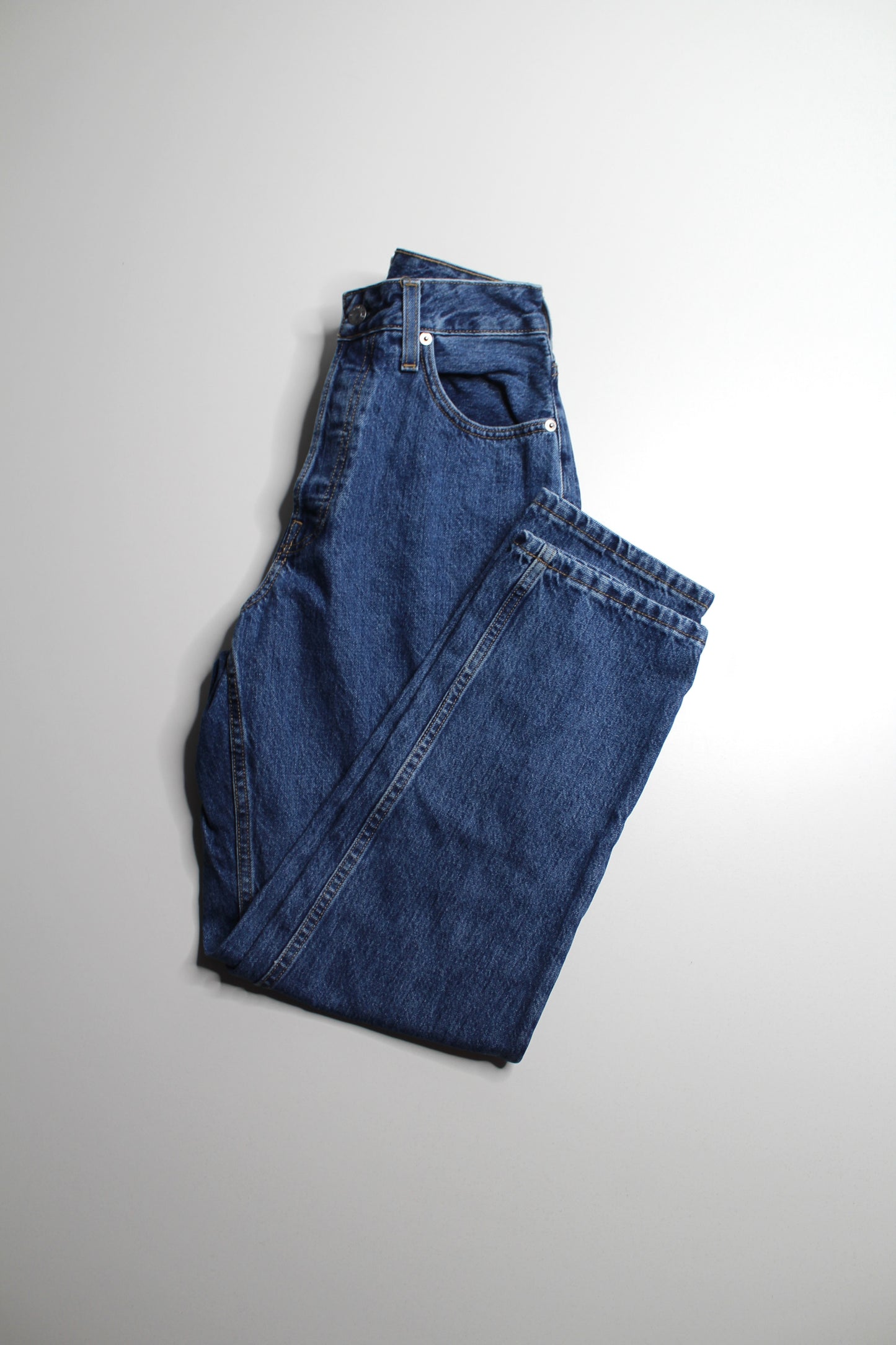 Everlane 'curvey 90's cheeky' jeans, size 29 regular