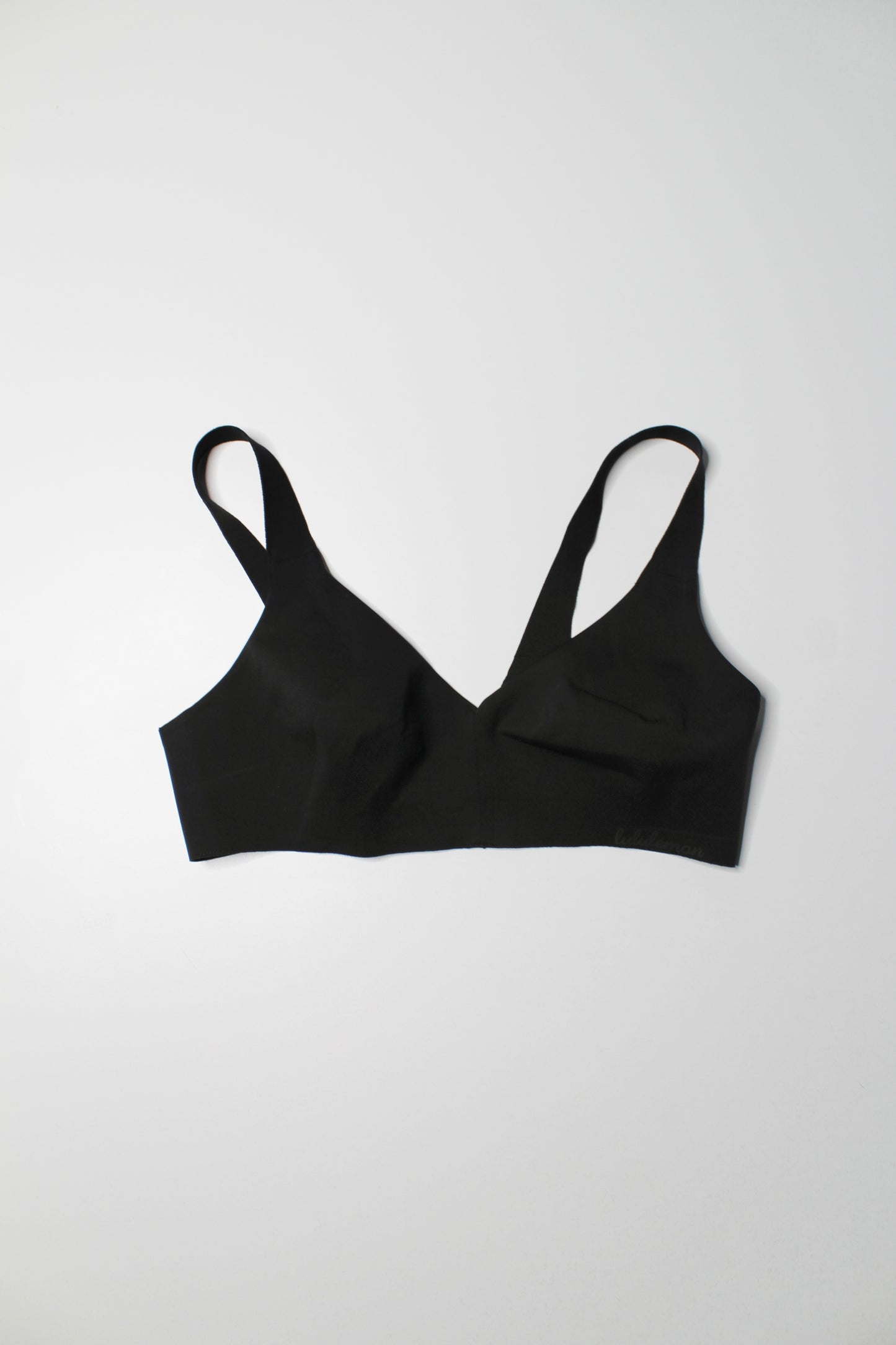 Lululemon black ‘like nothing’ bra, size 34B