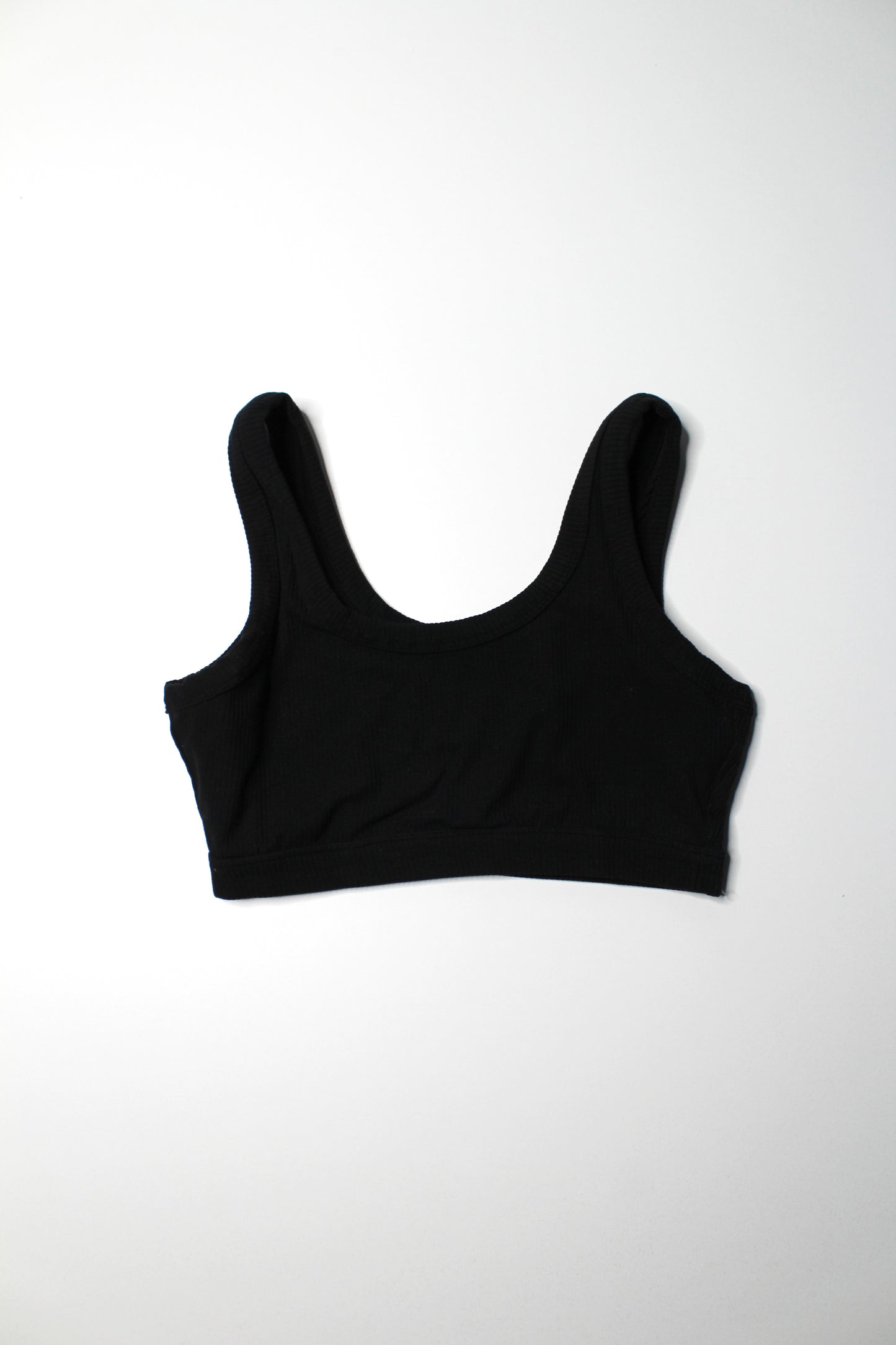 Alo Yoga black ribbed lounge bra, size large