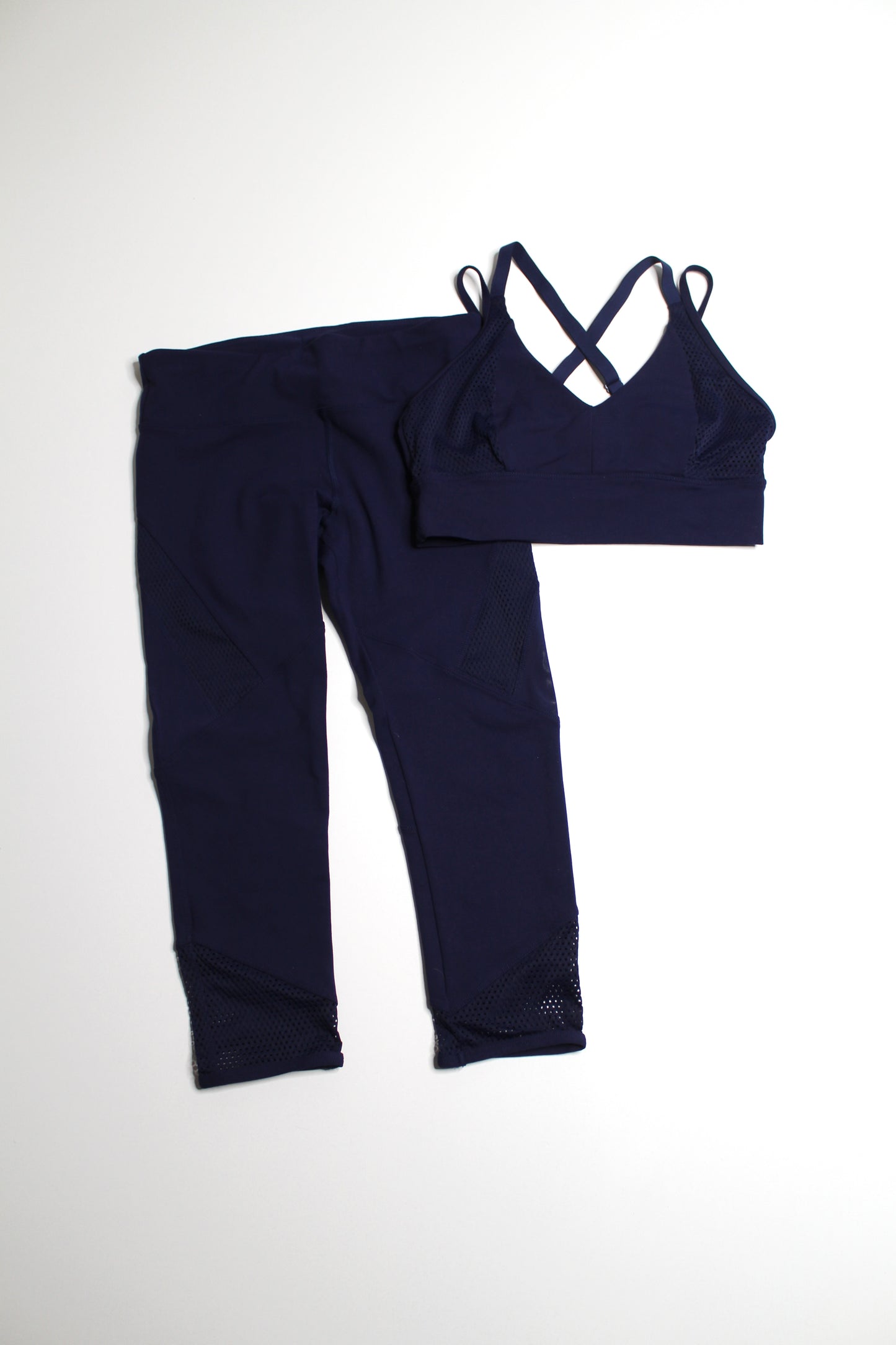 STYLE BOX Lorna Jane navy mesh crop leggings + bra SET, size small (includes 2 pieces)