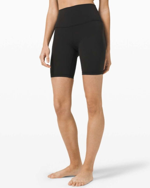 Lululemon black 'align' shorts, size 6 (8”)