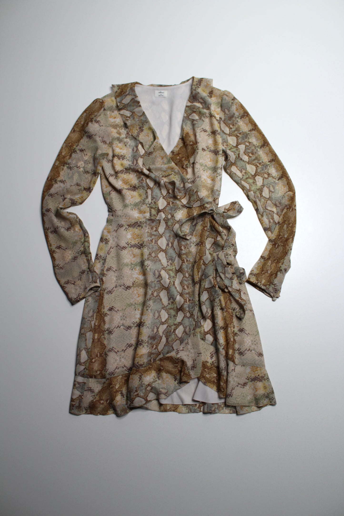 Aritzia Wilfred wrap dress, size xsmall