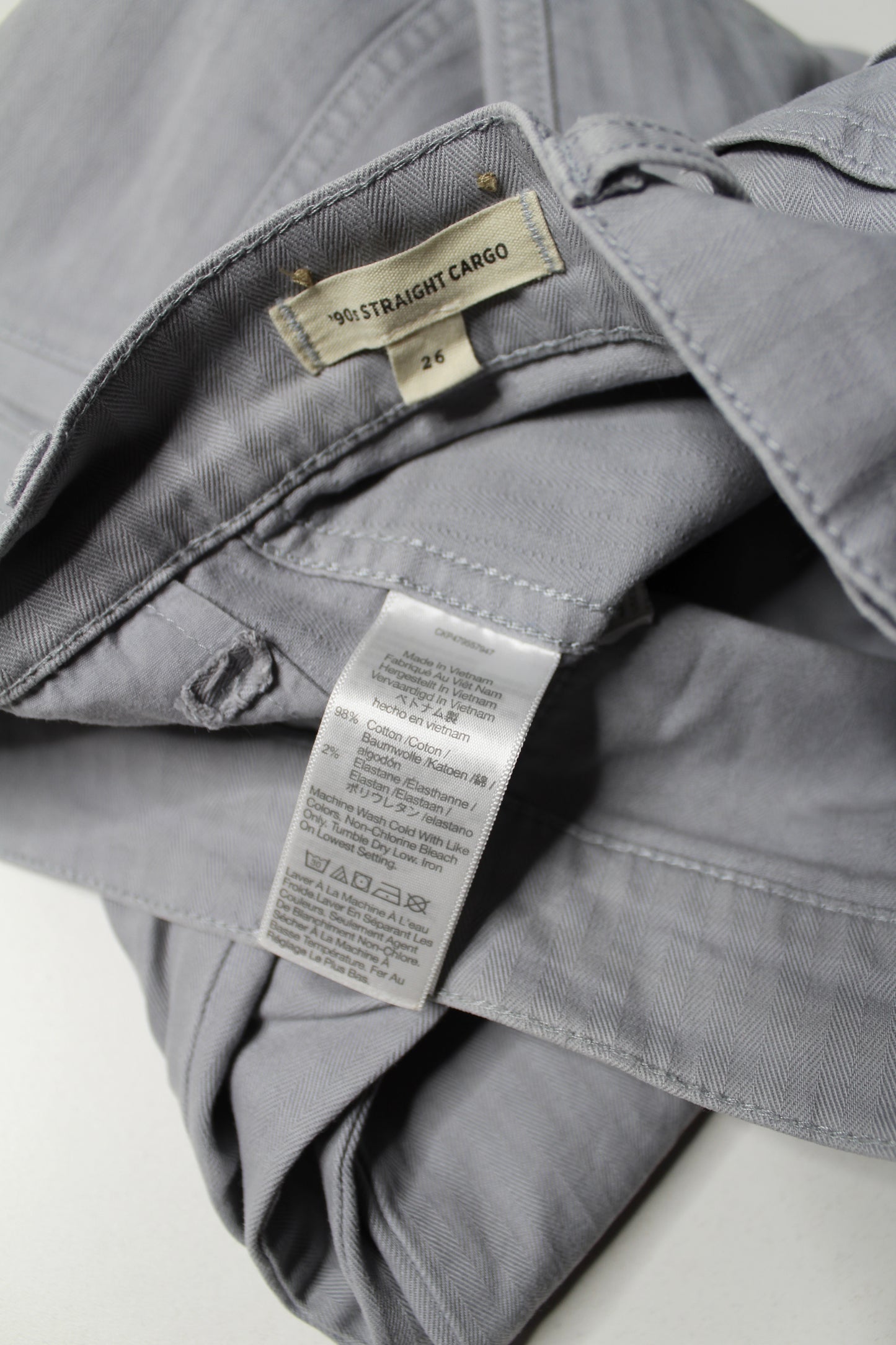 Madewell light grey ‘90s cargo straight leg pant, size 26 (additional 50% off at checkout)