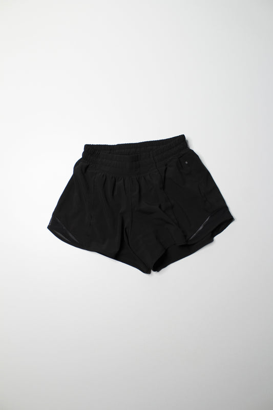 Lululemon black ‘hotty hot’ shorts, size 4 (4”)