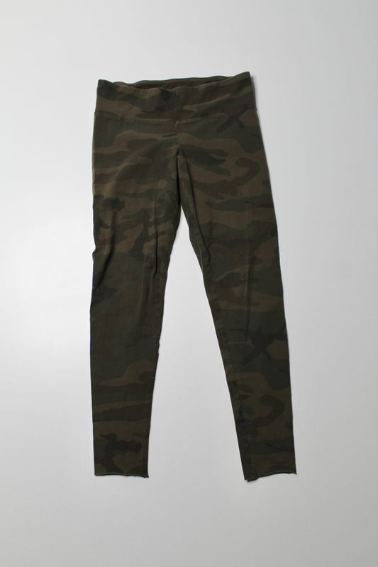 Aritzia TNA camo cotton leggings, size small (additional 50% off)