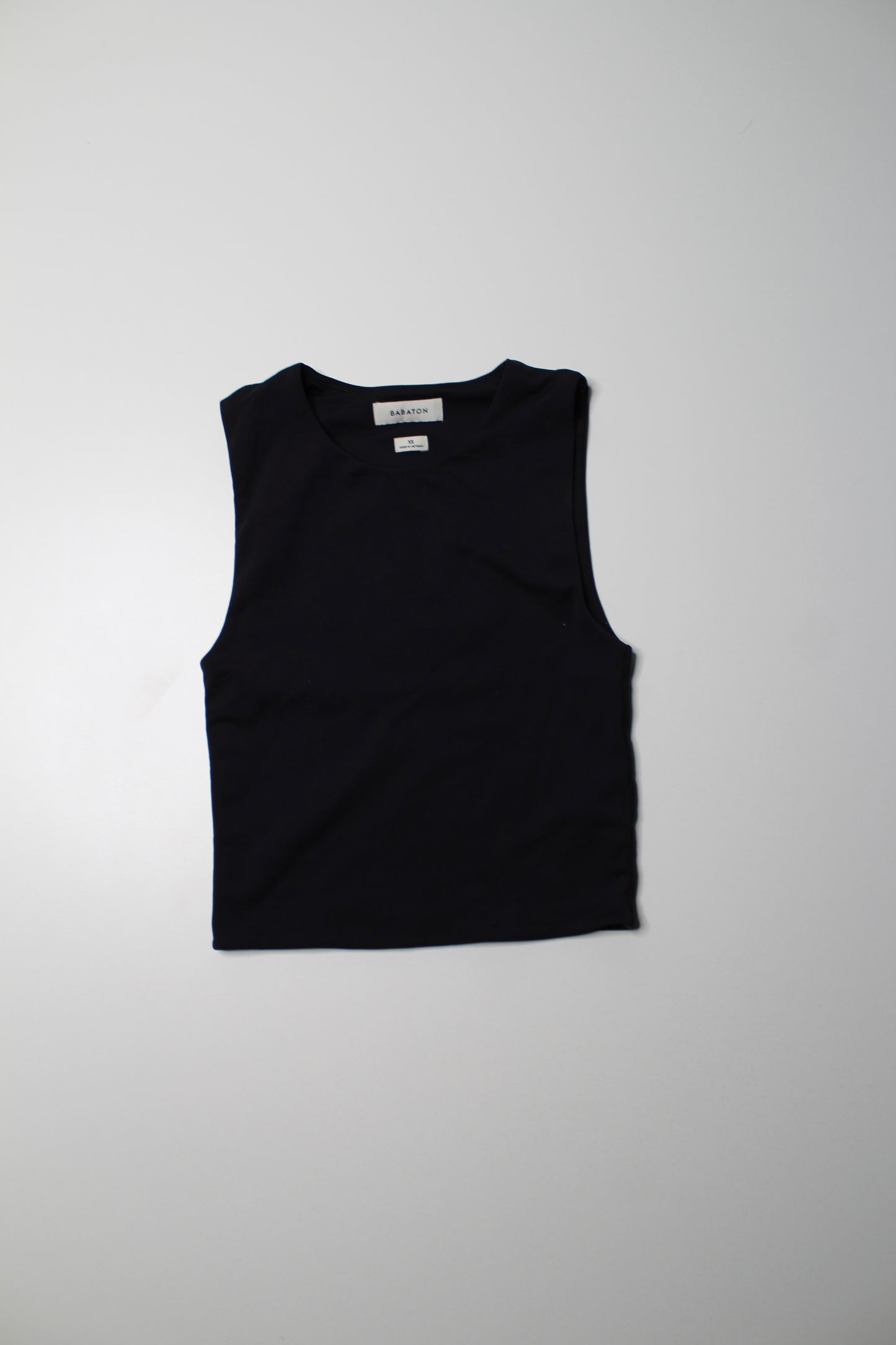 Aritzia Babaton ‘contour crew’ tank, size xs