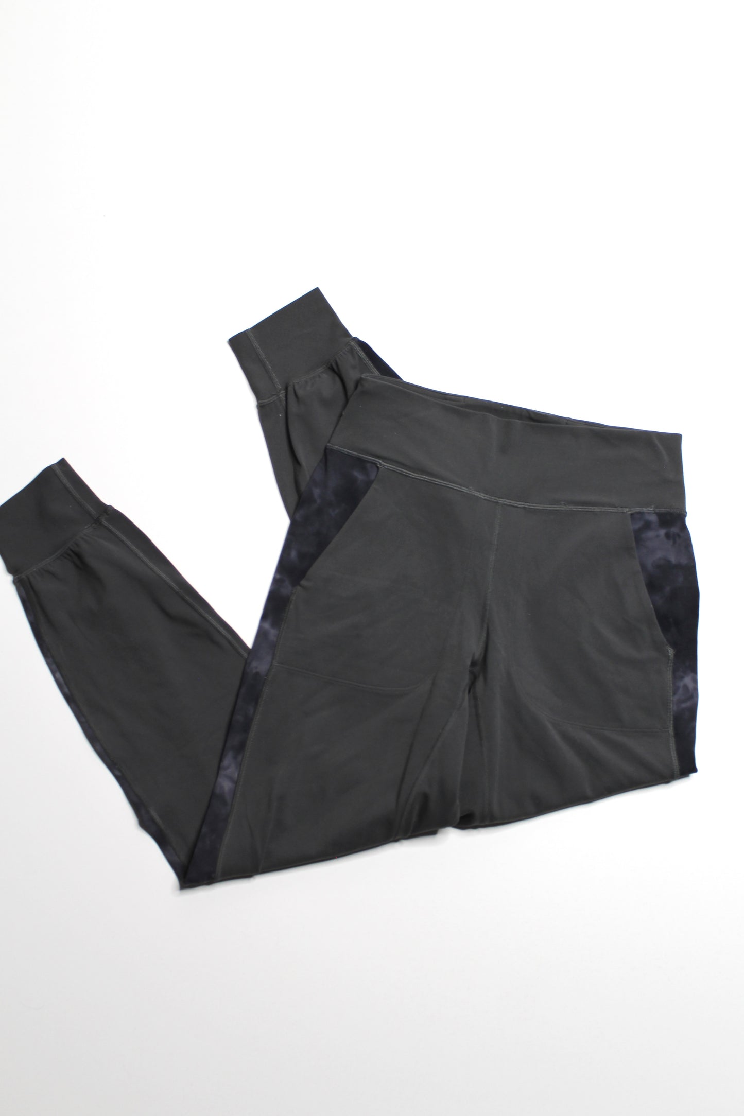 Lululemon graphite grey/diamond dye ‘align’ jogger, size 6