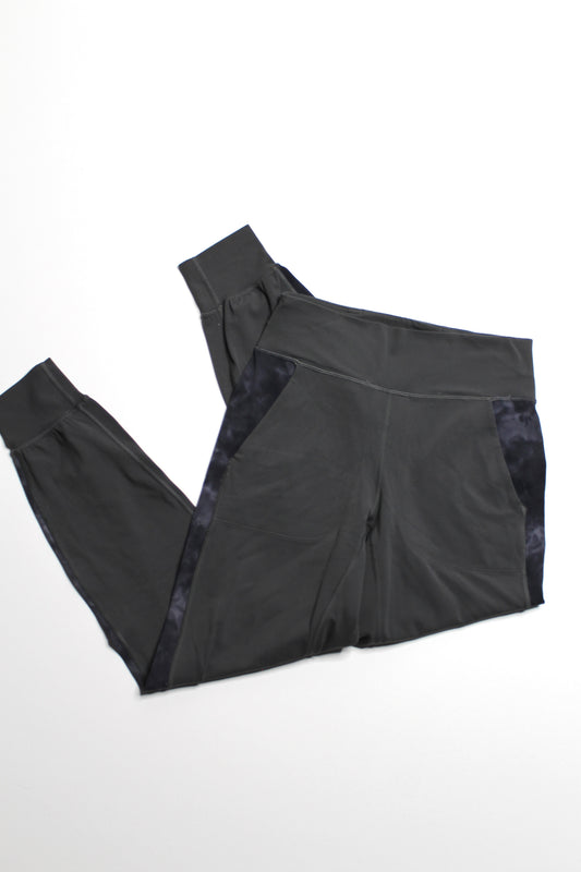 Lululemon graphite grey/diamond dye ‘align’ jogger, size 6