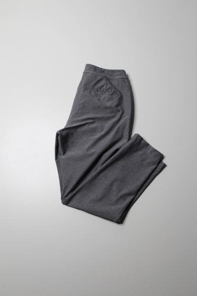 Lululemon grey ‘jet crop slim’ pant, no size. Fits like 6 (loose fit)