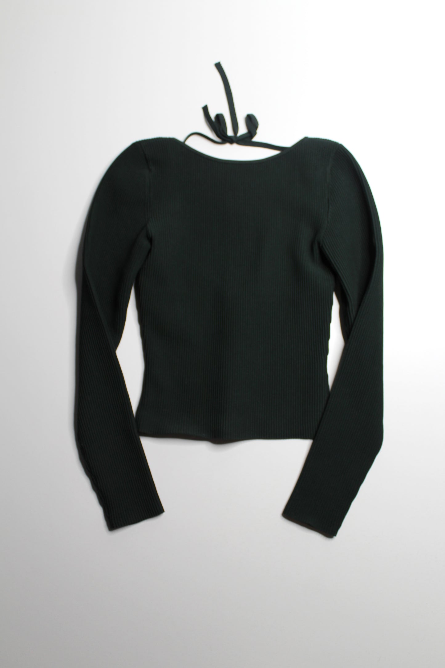 Aritzia Wilfred dark green scouted (scoop back) ‘sculpt knit’ long sleeve, size small