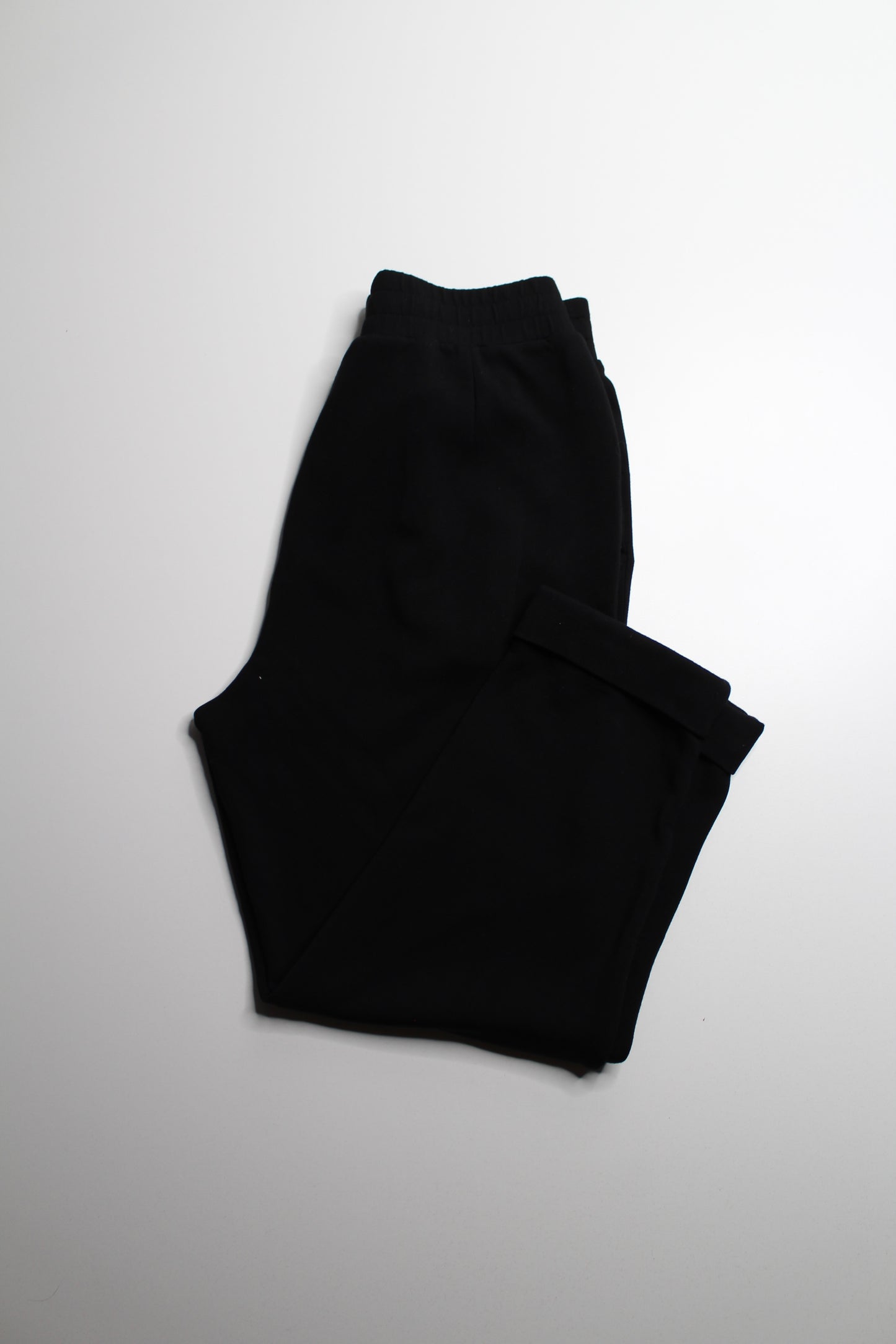 Varley black 'rolled cuff' double soft jogger, size medium *matching sweater available