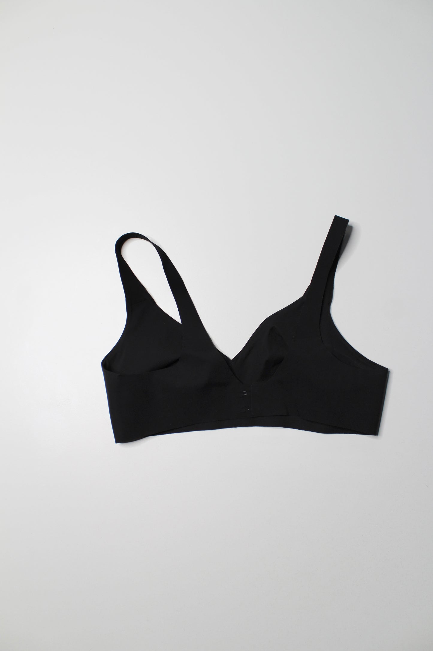 Lululemon black ‘like nothing’ bra, size 34B